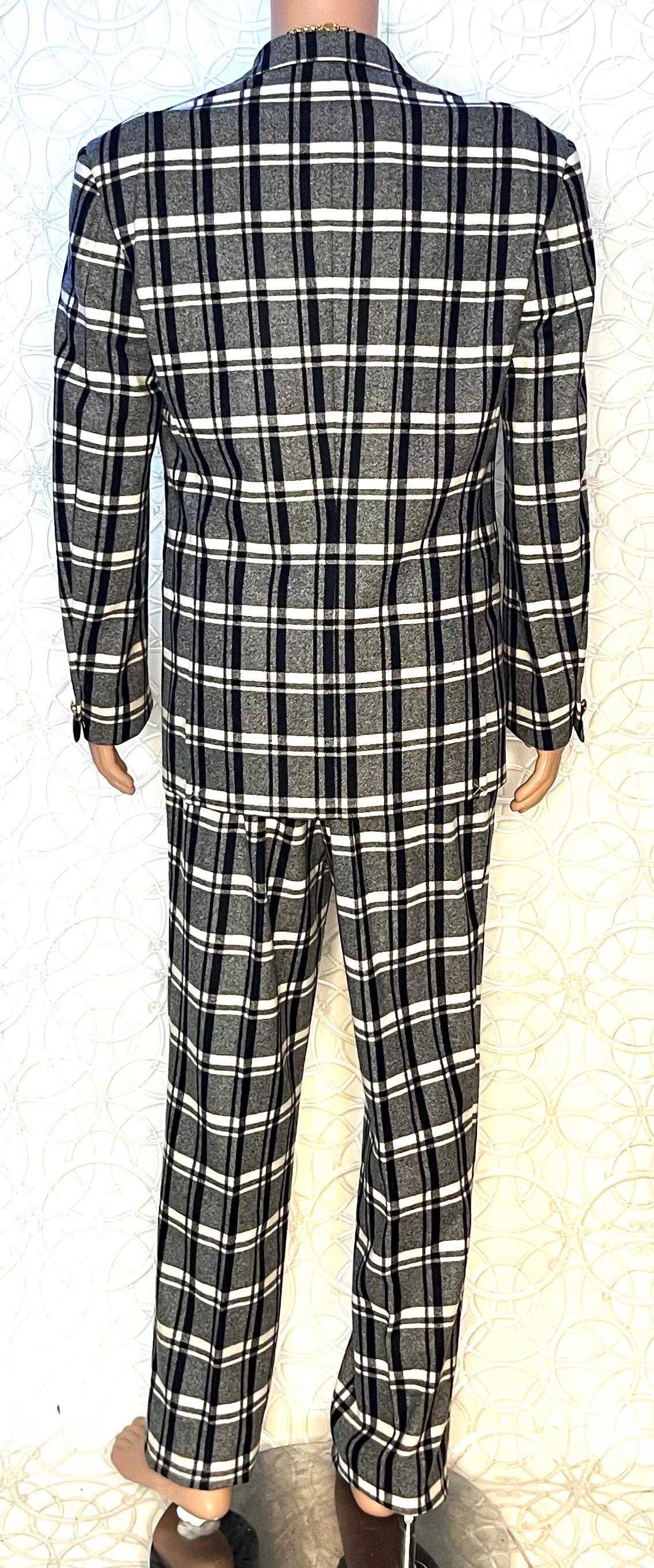 F/W2013 look #2 BRAND NEW VERSACE CHECKERED 100% WOOL SUIT 50 - 40 (L) For Sale 2