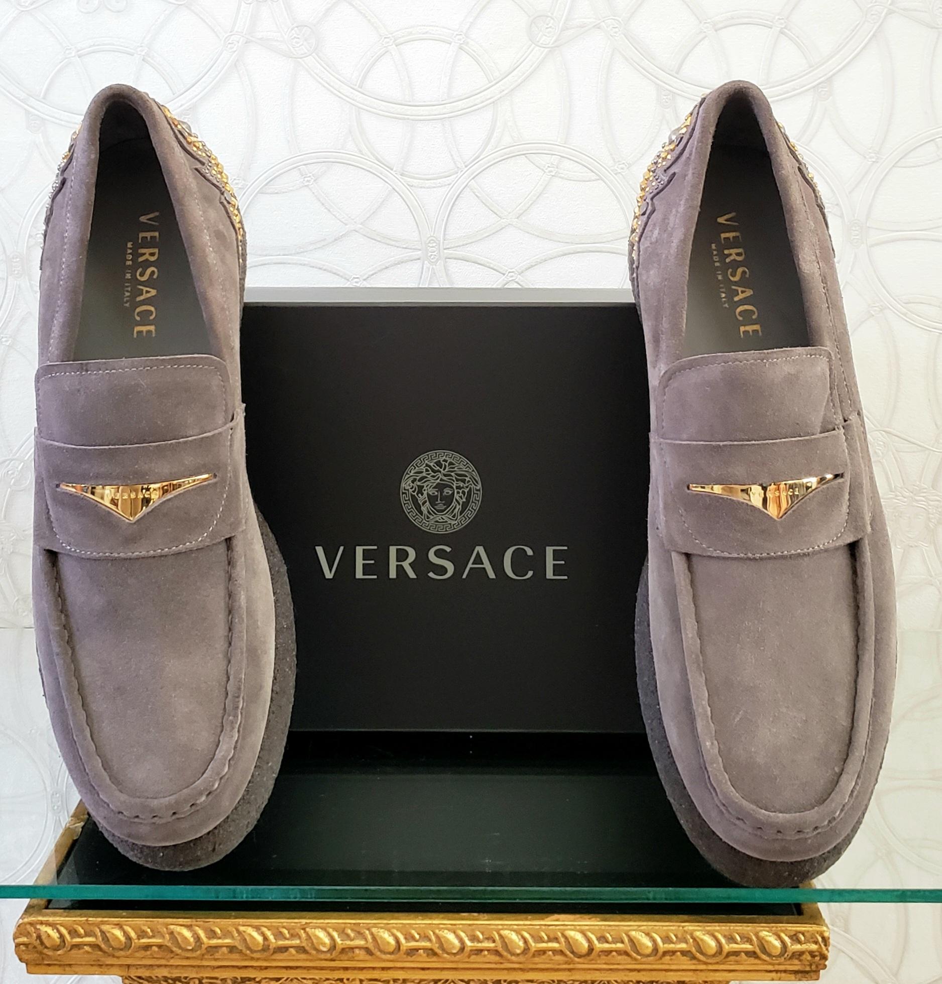 Gray F/W2013 Look #22 NEW VERSACE GRAY SUEDE LEATHER LOAFERS SHOES with STUDS 44 - 11 For Sale