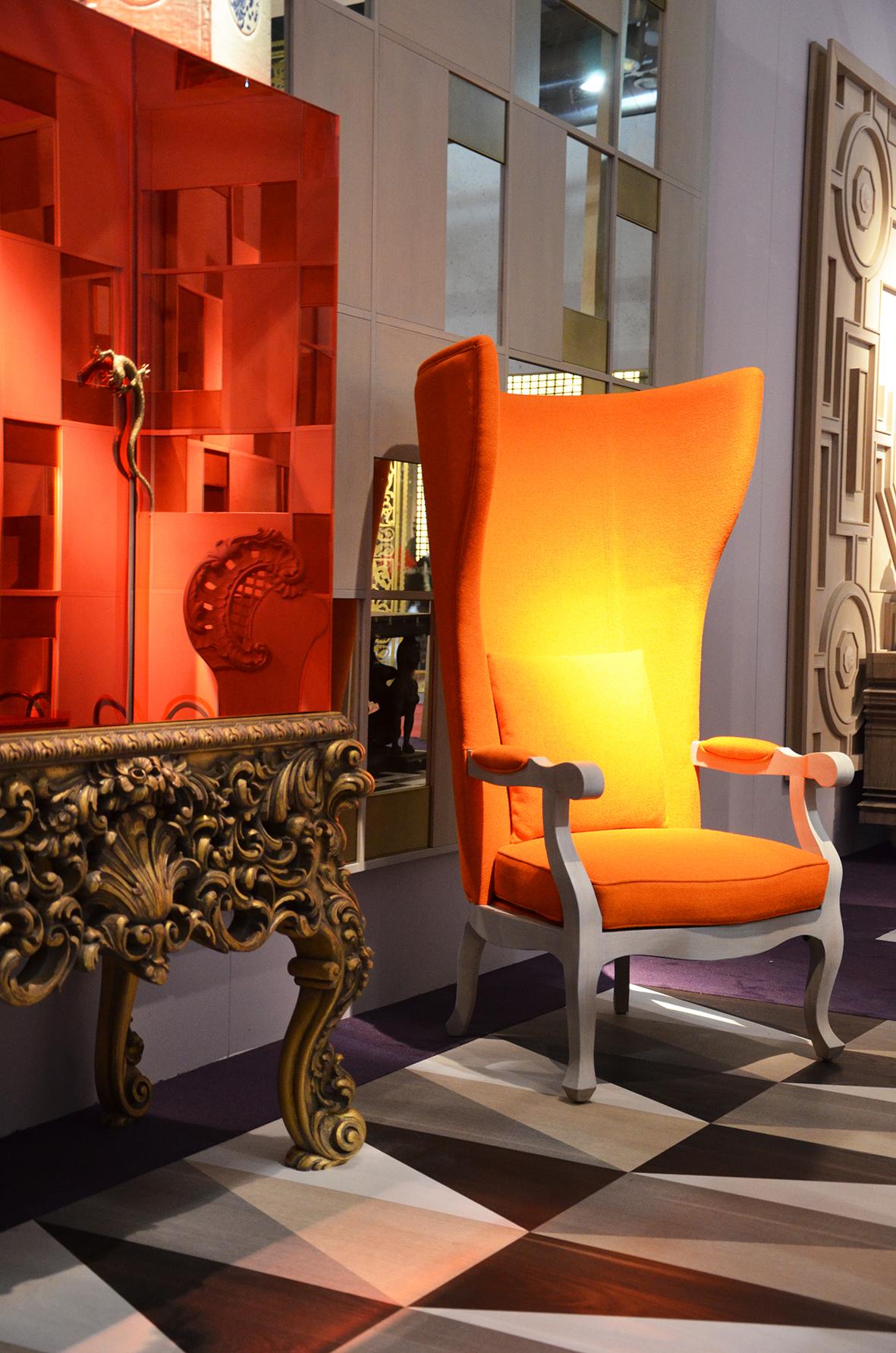 F*1 BUFFET Cabinet with Orange Mirror, Gold Leaf Hand-Carved Legs - Gecko Handle In New Condition For Sale In Lentate sul Seveso, Monza e Brianza