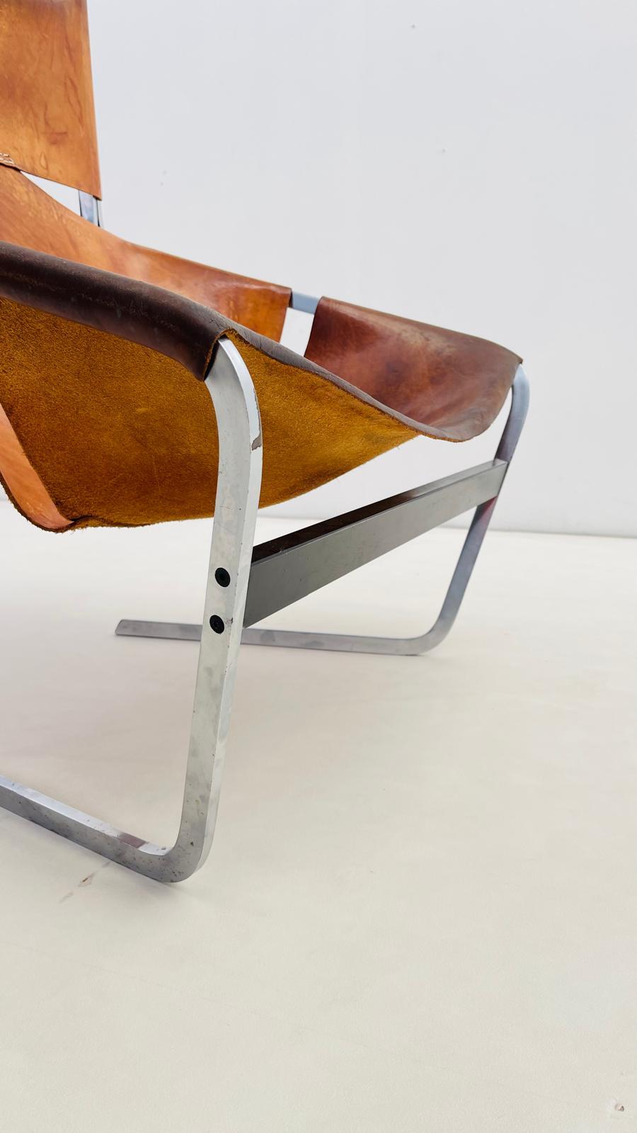 'F444'  Leather lounge chair by Pierre Paulin for Artifort im Angebot 3