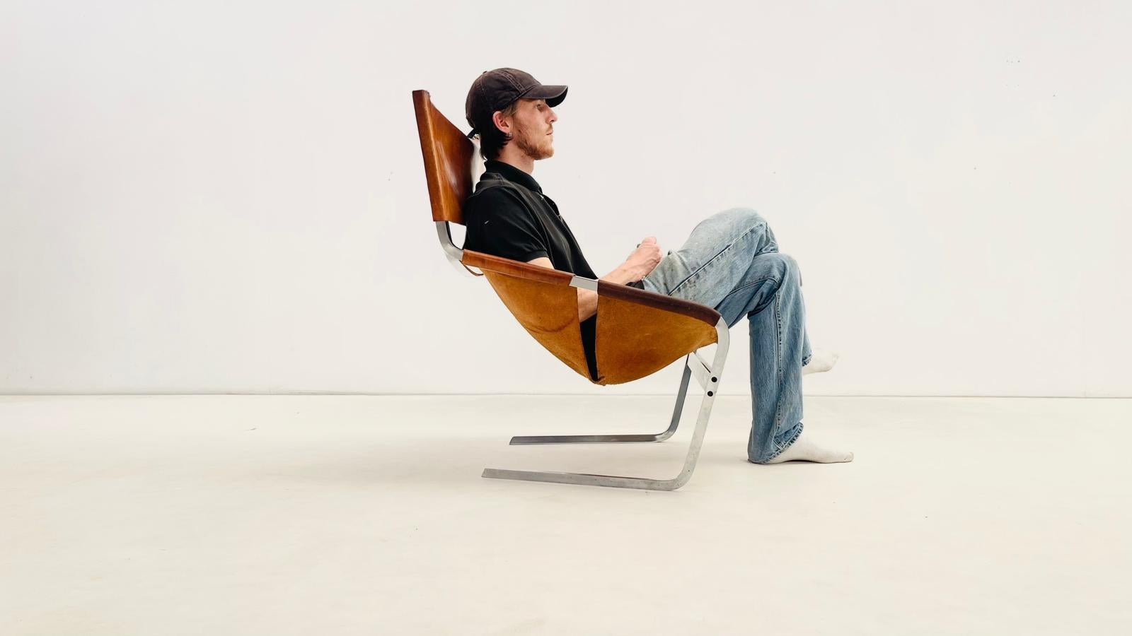 'F444'  Leather lounge chair by Pierre Paulin for Artifort im Angebot 5