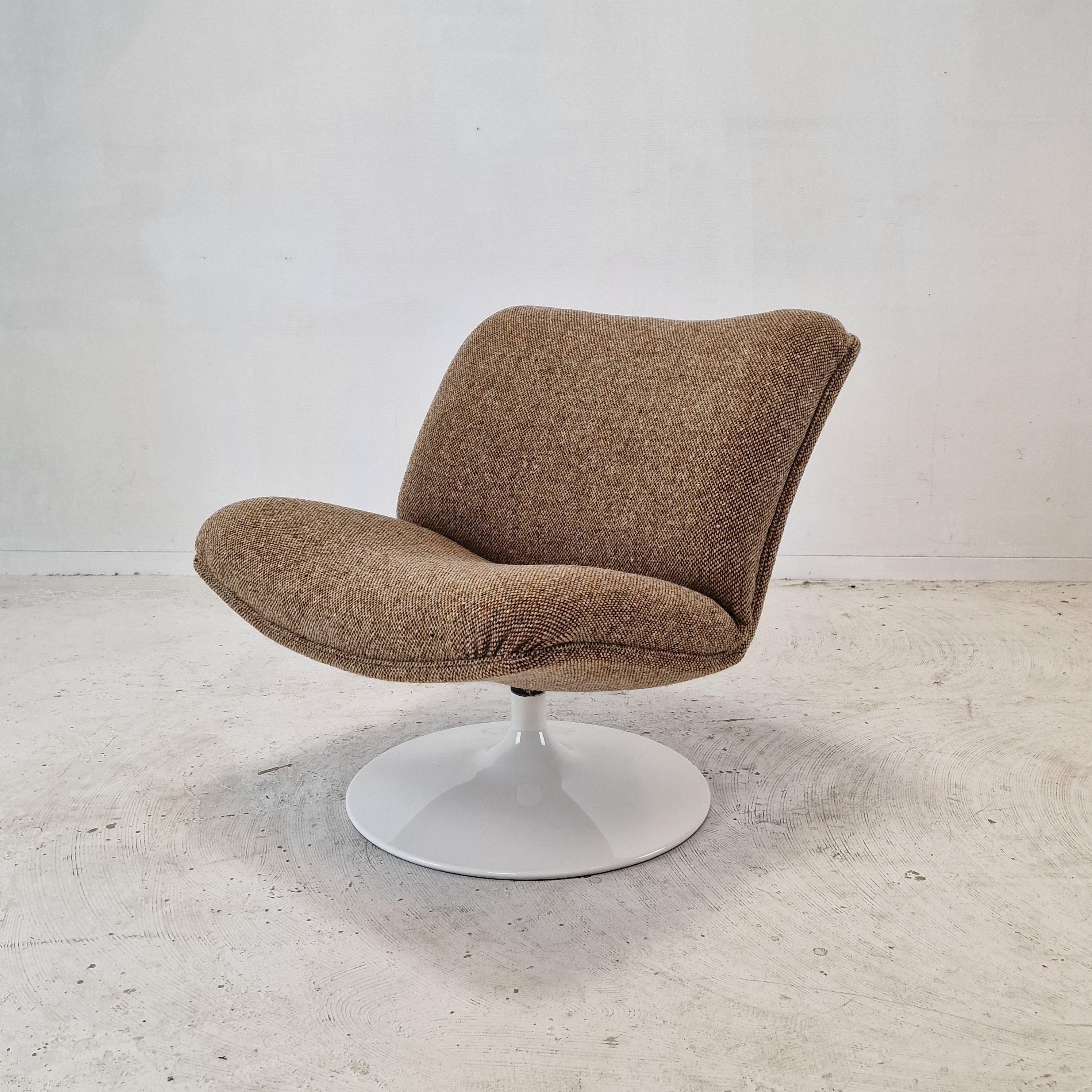Dutch F506 Lounge Chair by Geoffrey Harcourt for Artifort, 1970's For Sale