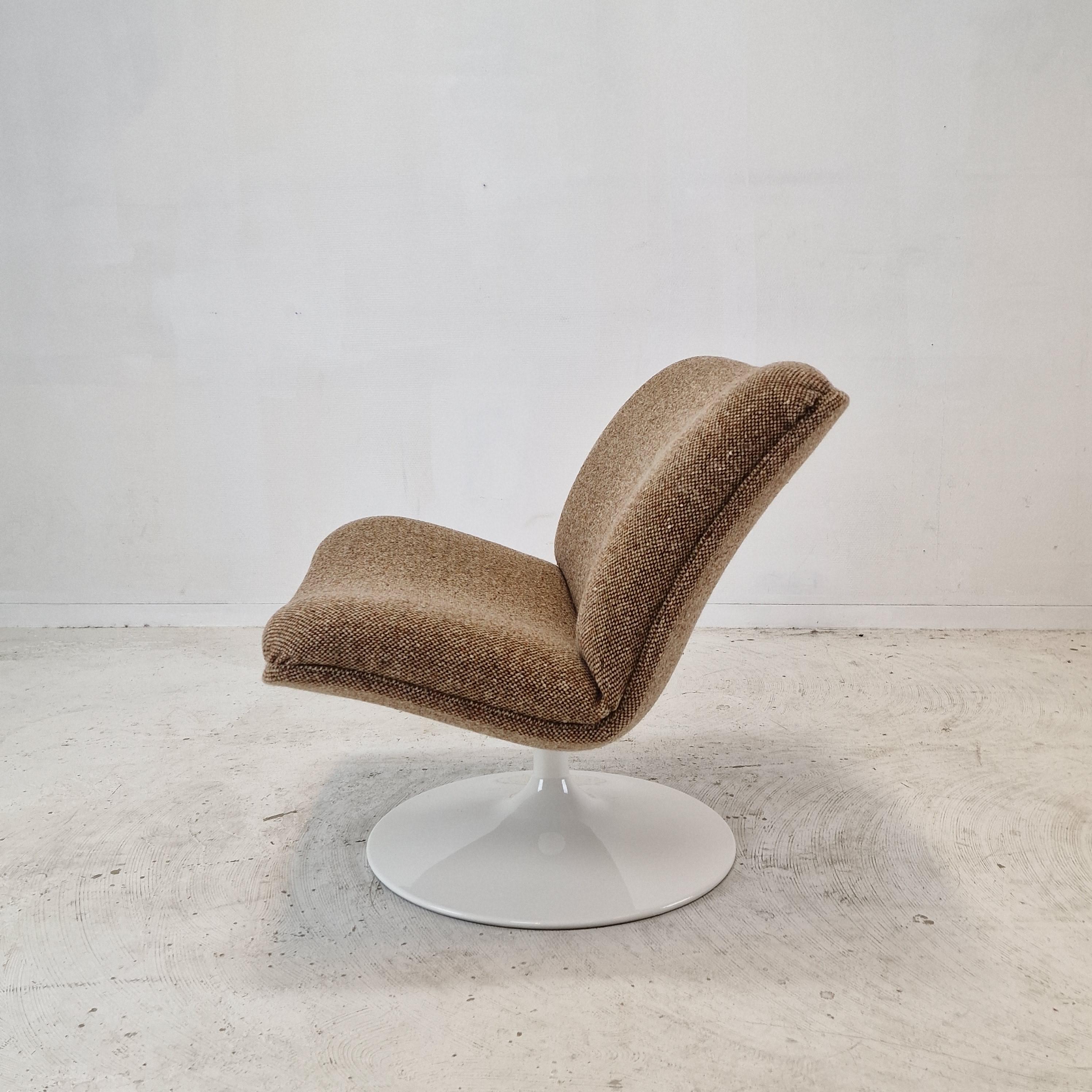 Fabric F506 Lounge Chair by Geoffrey Harcourt for Artifort, 1970's For Sale