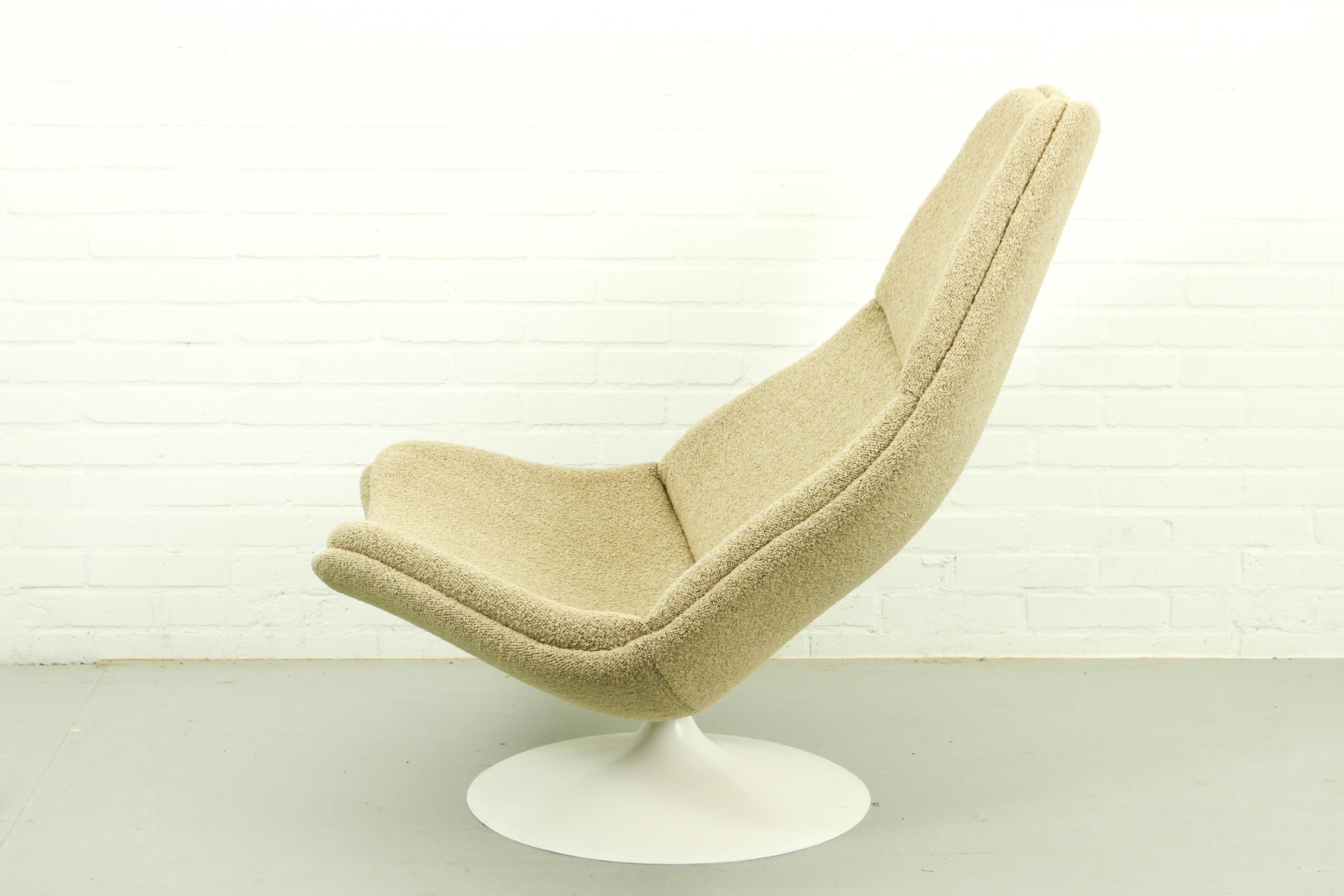 Dutch F510 by Geoffrey Harcourt for Artifort in Boucle Fabric