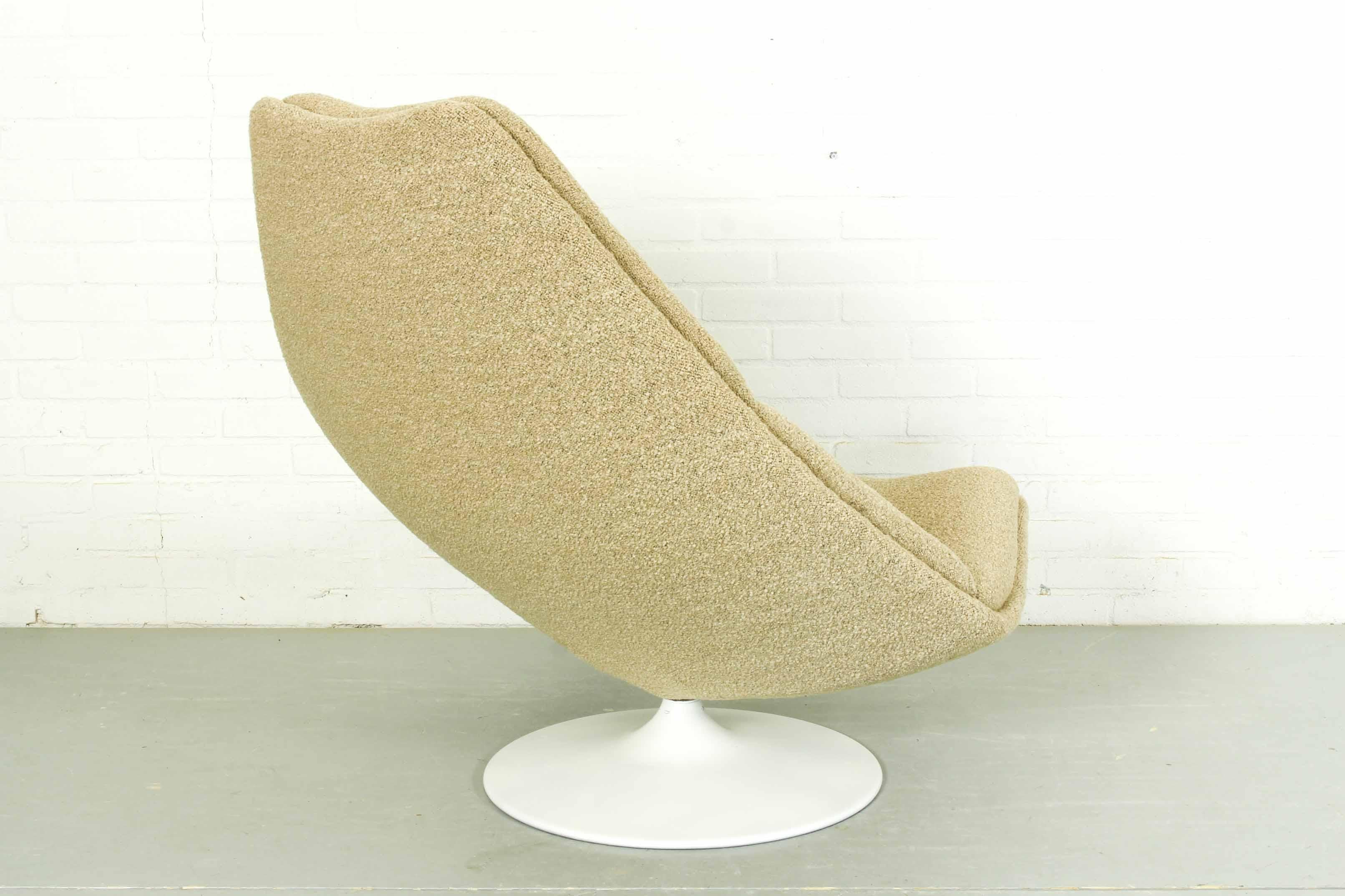 F511 by Geoffrey Harcourt for Artifort in Boucle Fabric In Good Condition In Appeltern, Gelderland