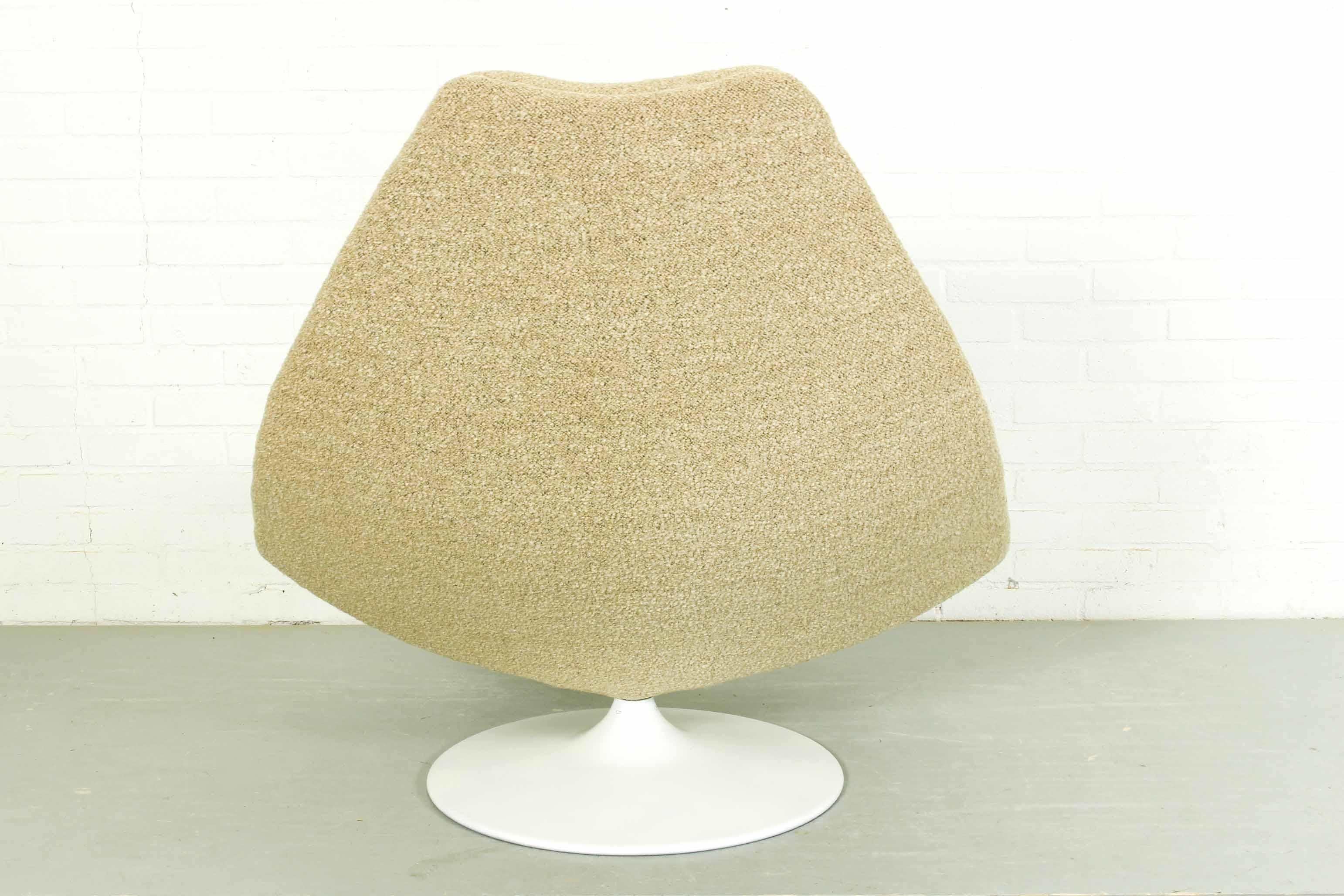 20th Century F511 by Geoffrey Harcourt for Artifort in Boucle Fabric