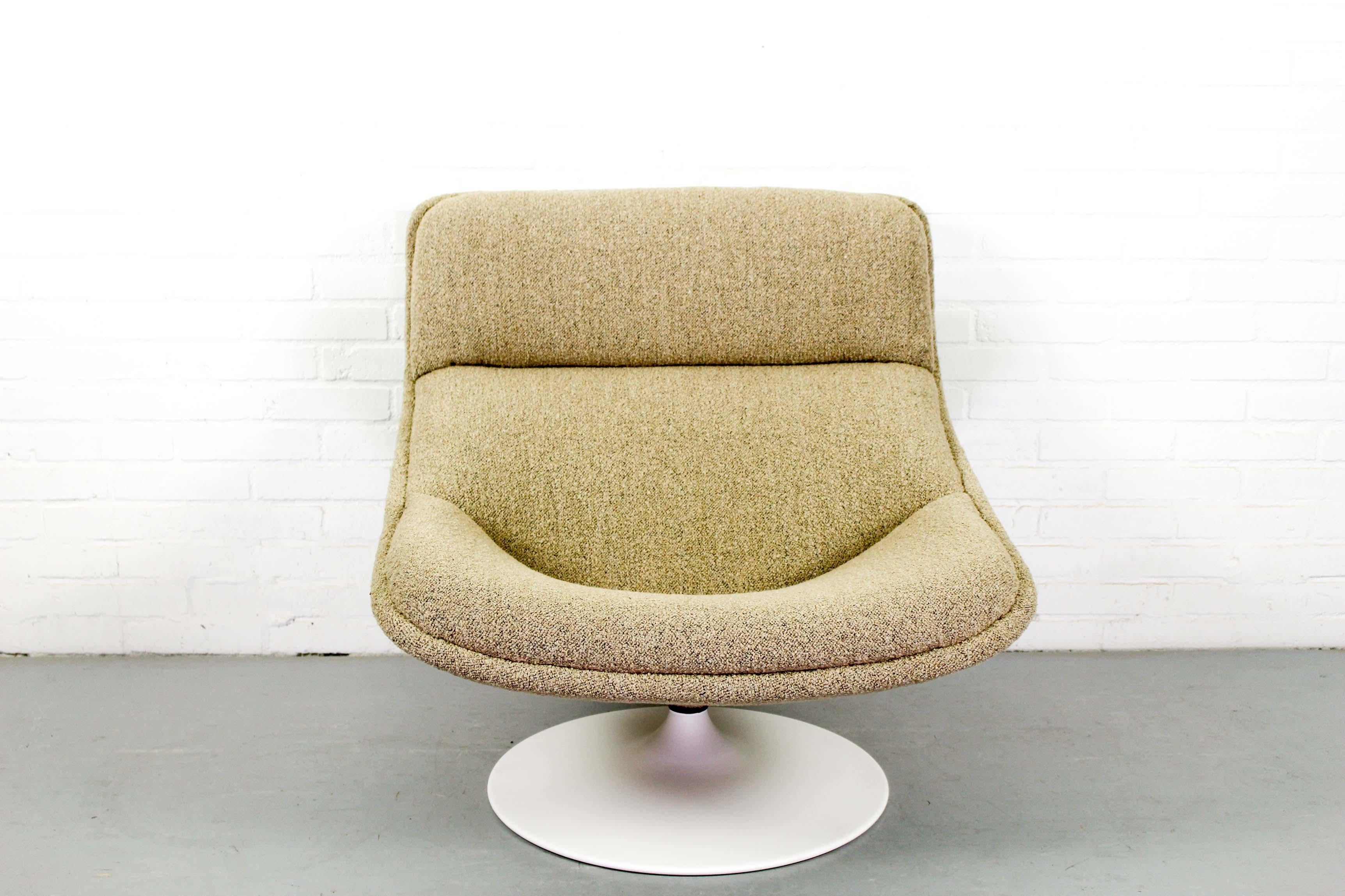 Mid-Century Modern F522 Lounge Swivel Chair by Geoffrey Harcourt for Artifort