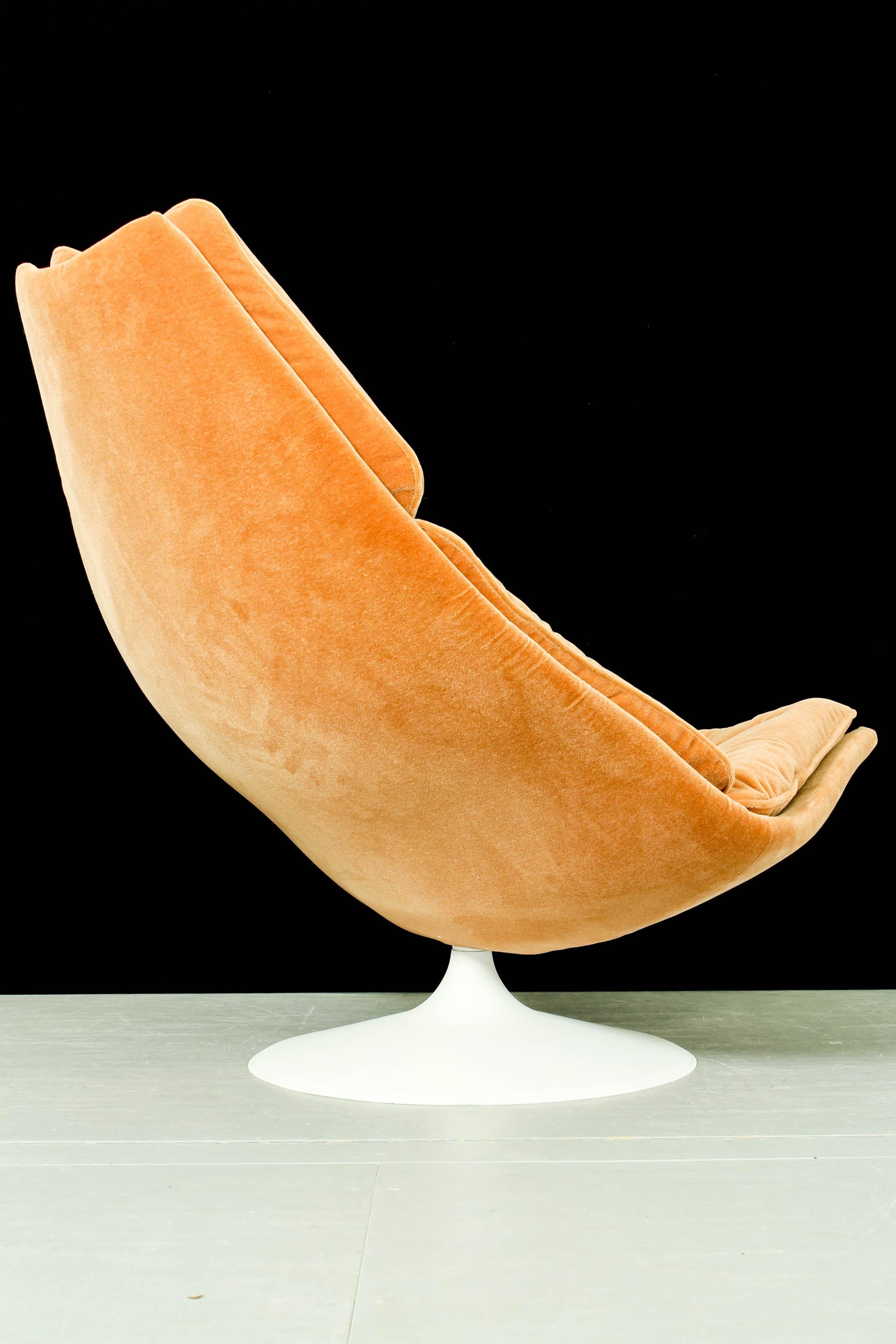 Dutch F588 Lounge Chair Designed by Geoffrey Harcourt for Artifort