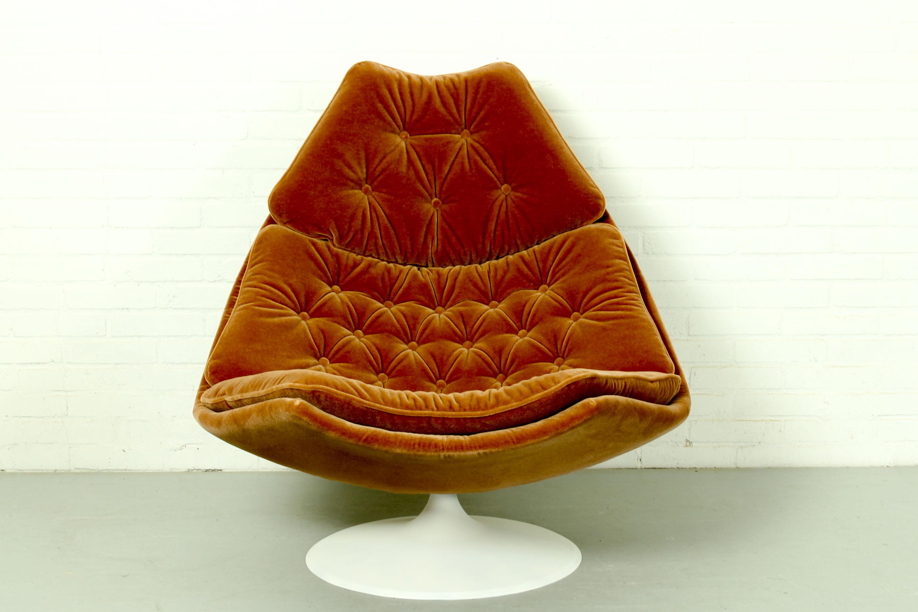 Mohair F588 Lounge Chair Designed by Geoffrey Harcourt for Artifort