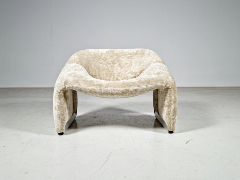 Late 20th Century F598 Groovy 'M' Chair by Pierre Paulin for Artifort, 1980s