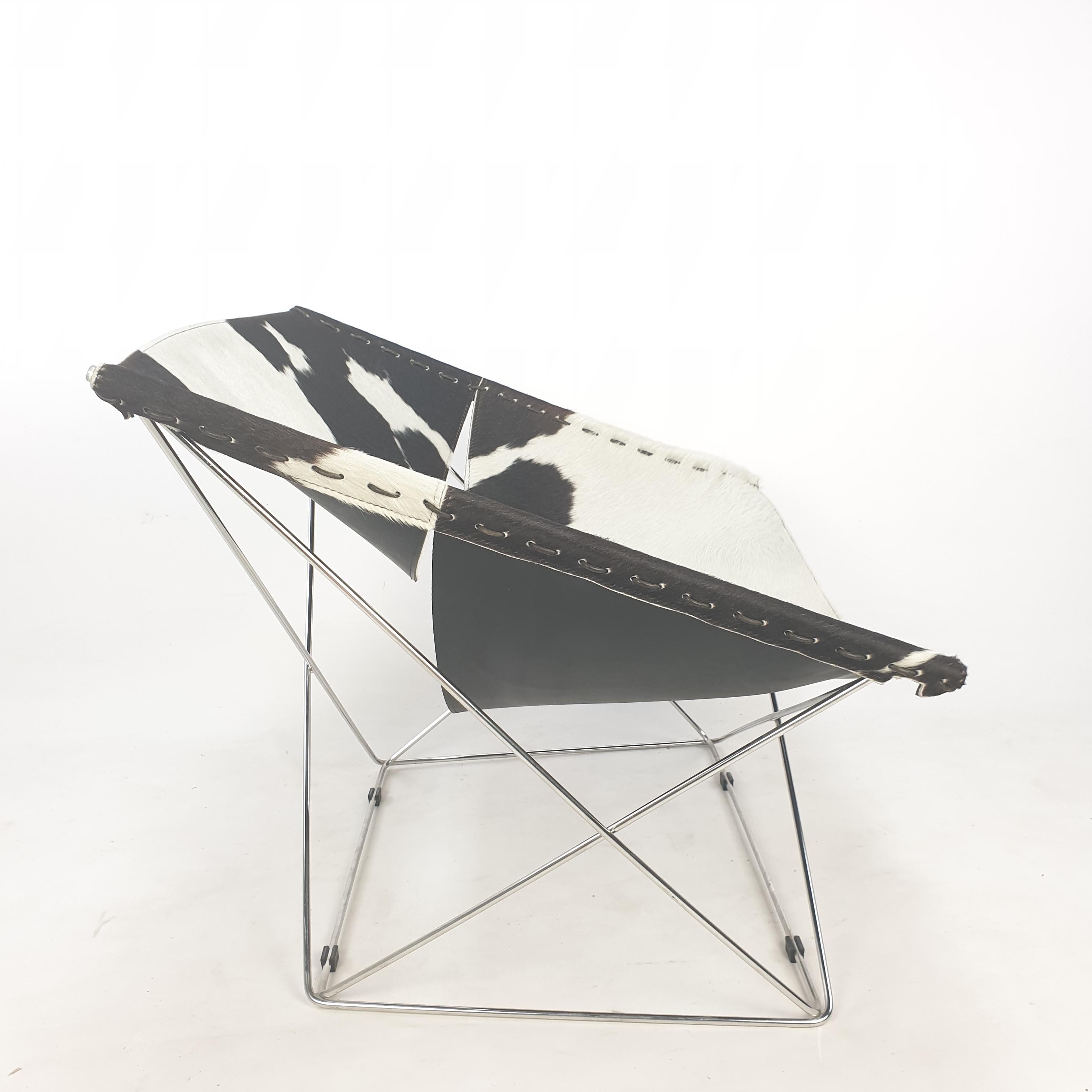 F675 Butterfly Chair by Pierre Paulin for Artifort, 1970s In Good Condition For Sale In Oud Beijerland, NL
