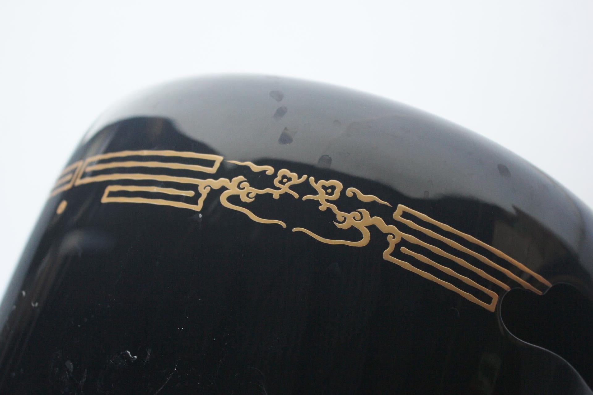 F9 Alte japanische Kunst Unbenutzte Drachen Maki-e Lack Brazier, Weinkühler, Satz von 2 im Angebot 7