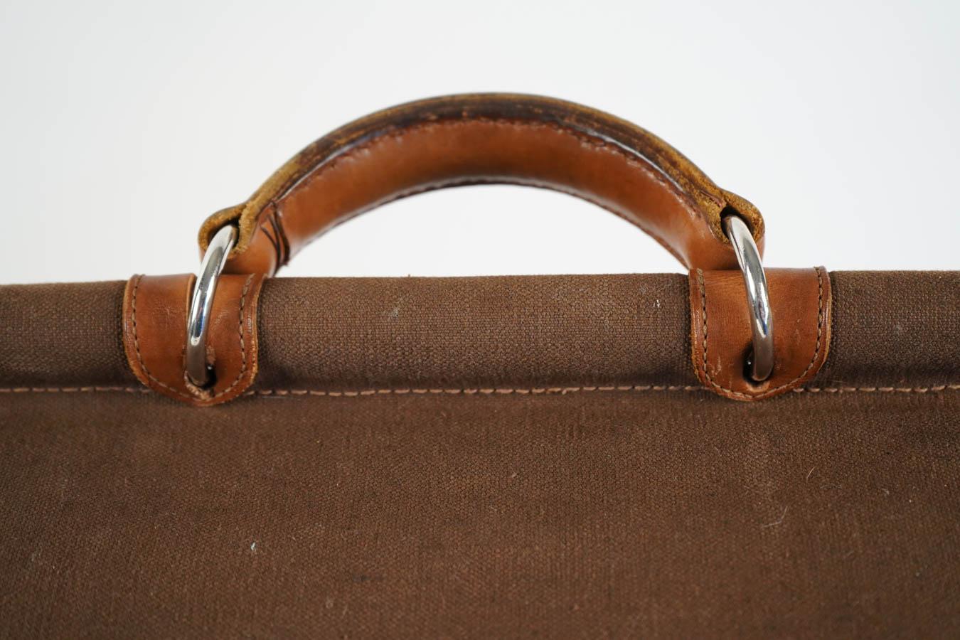 Hand Bag in Leather, Vintage 1950 in Excellent Original Condition 1