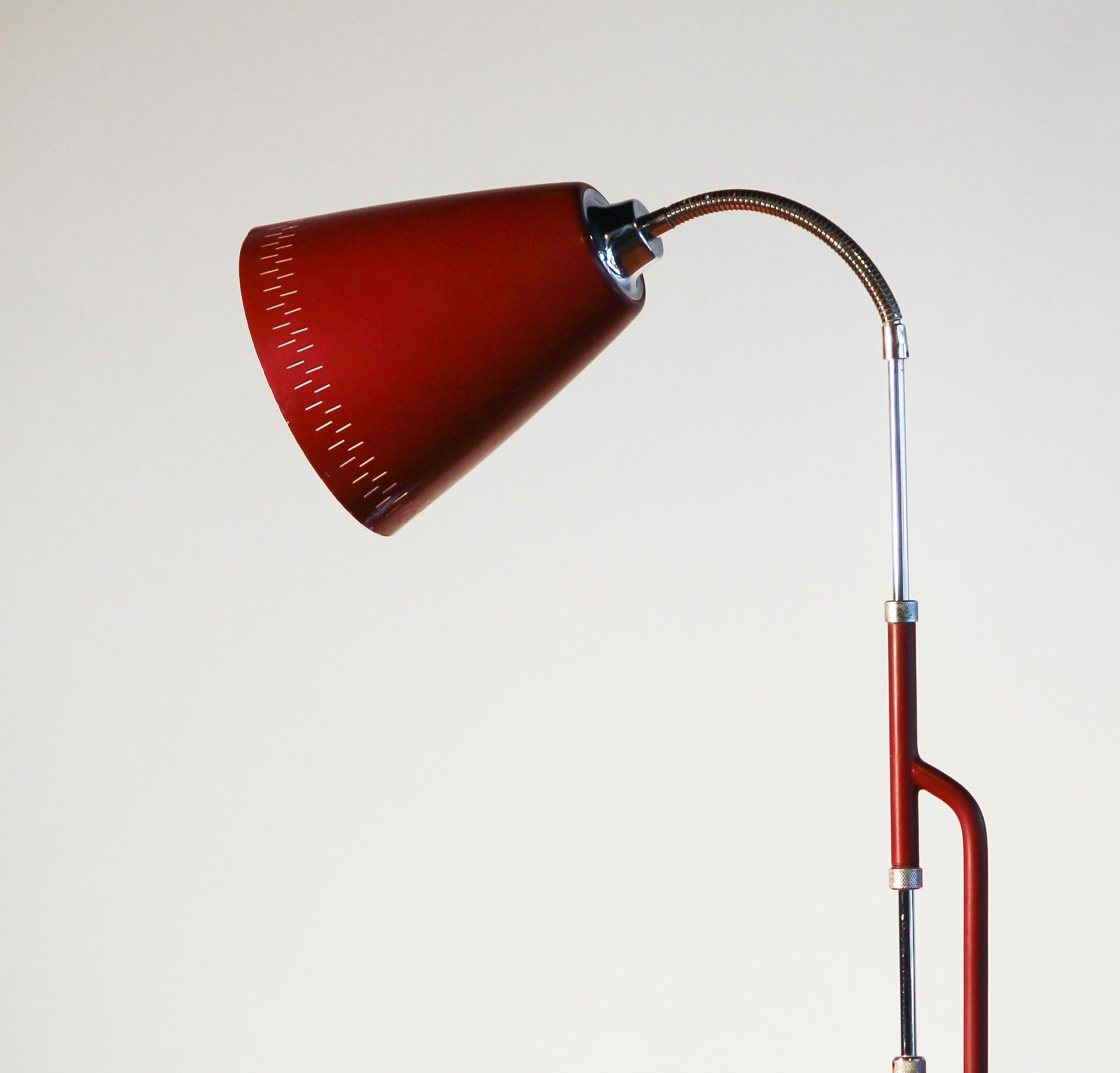 Mid-20th Century 1950s, Metal and Brass Red Floor Lamp by Hans Bergström