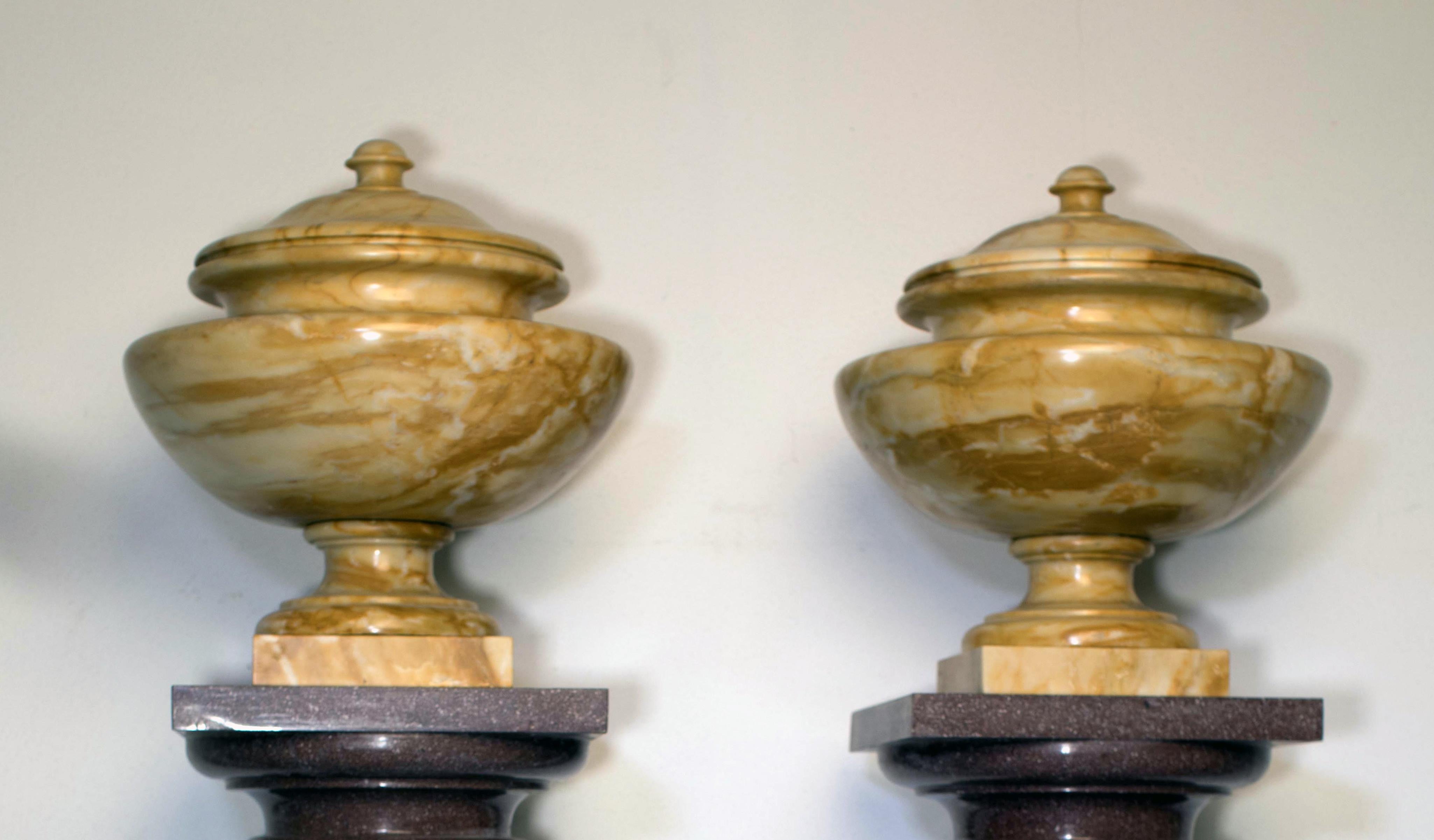 Hand-Carved Neoclassical Italian Tuscany Marble Siena Yellow Pair of Urns For Sale