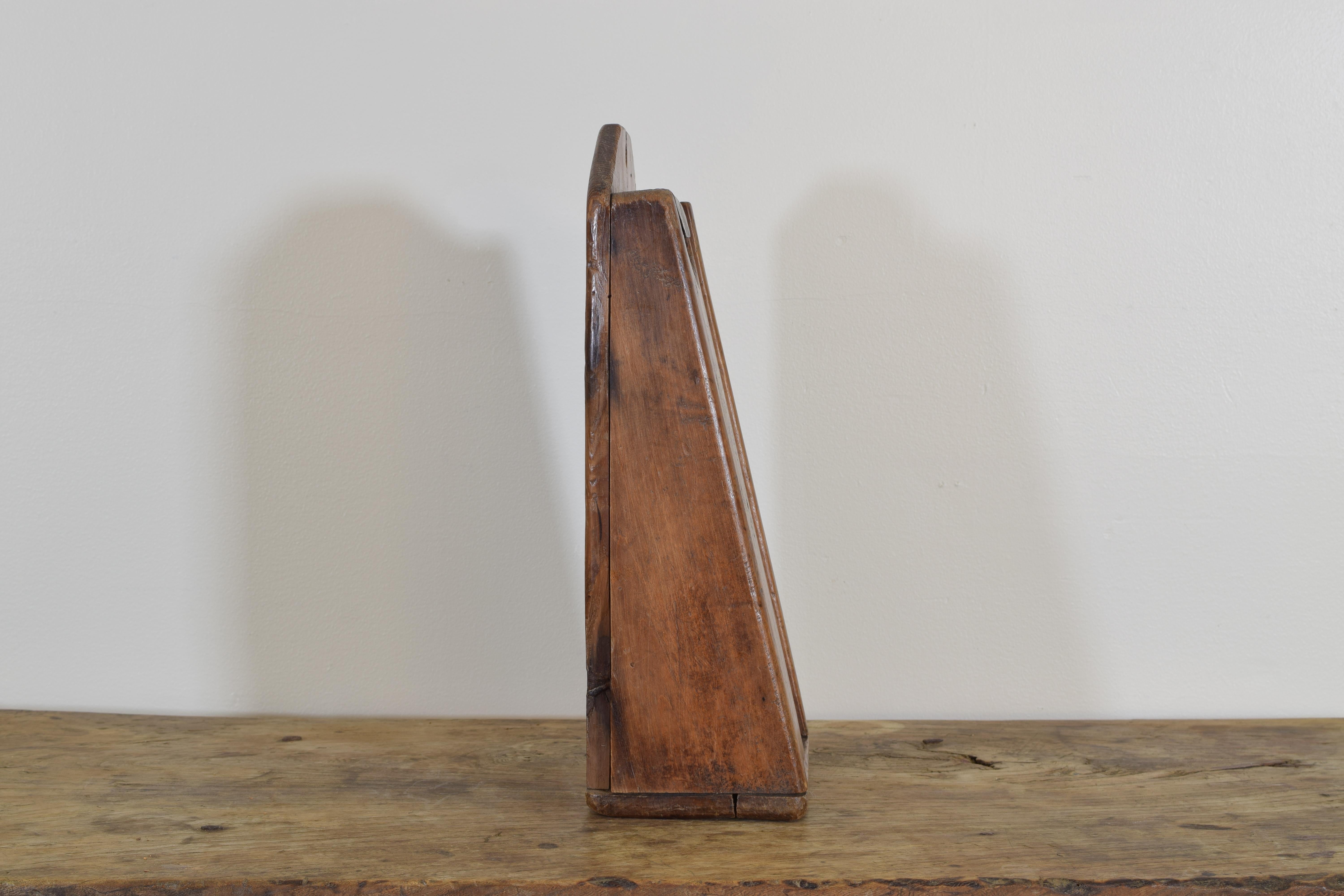 French Pinewood and Metal Standing Grater, Second Half of the 19th Century In Good Condition In Atlanta, GA
