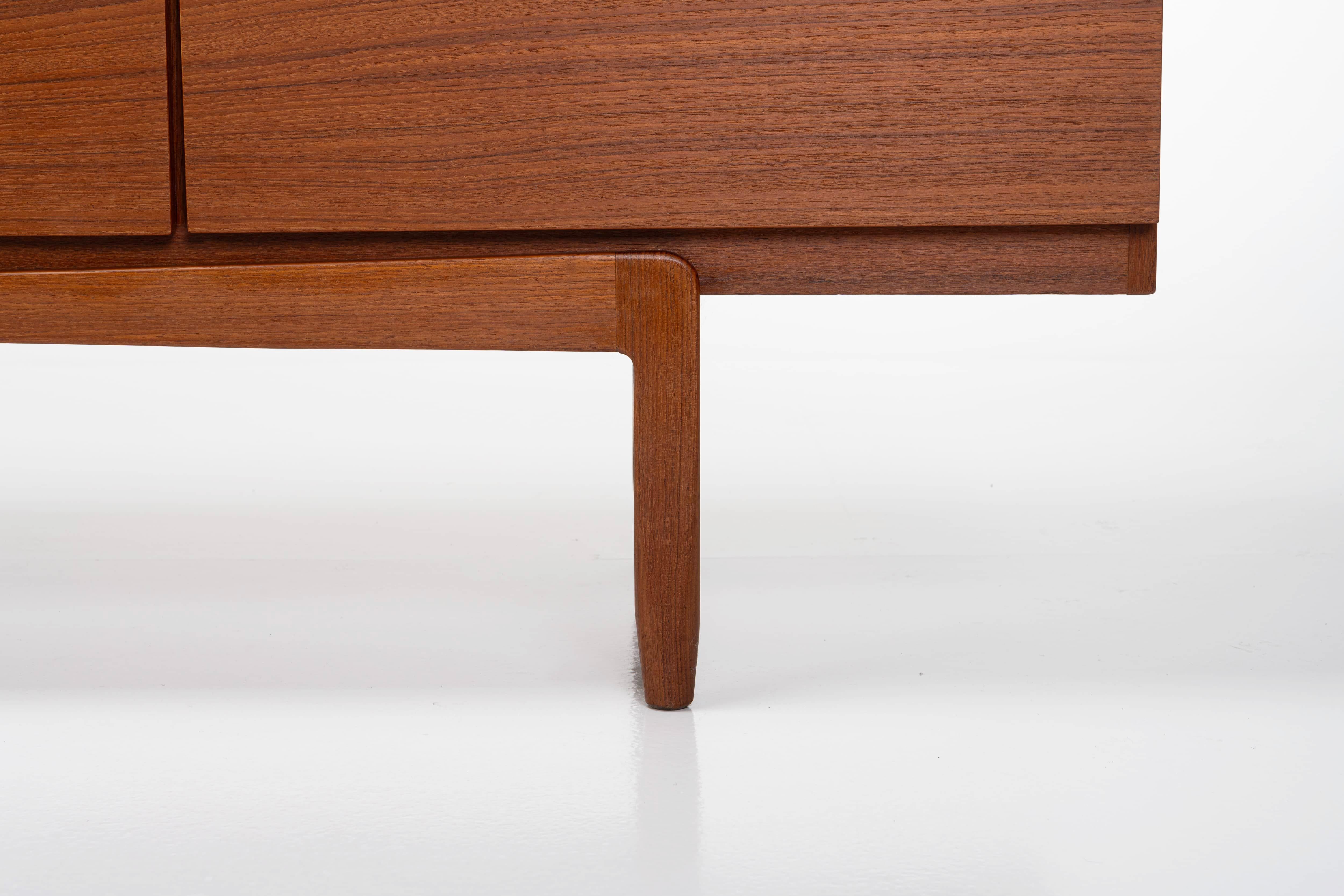 FA-66 Sideboard by Ib Kofod Larsen for Faarup Mobelfabrik, 1960s 7