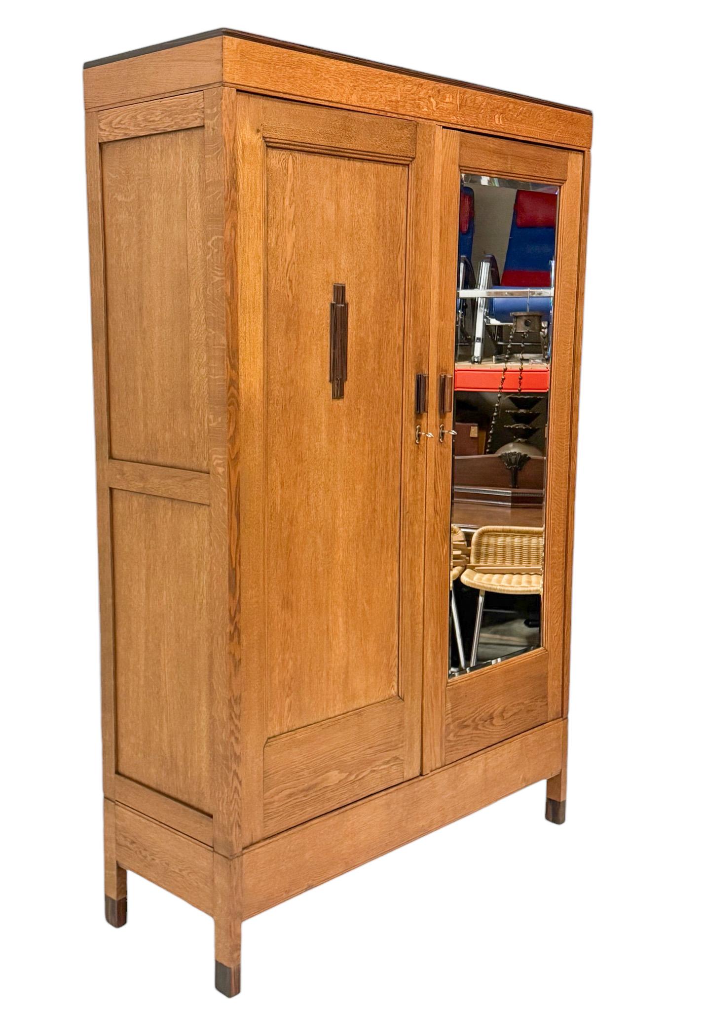 Miroir Fa. Armoire ou armoire de l'école d'Amsterdamse Art déco, années 1920 en vente