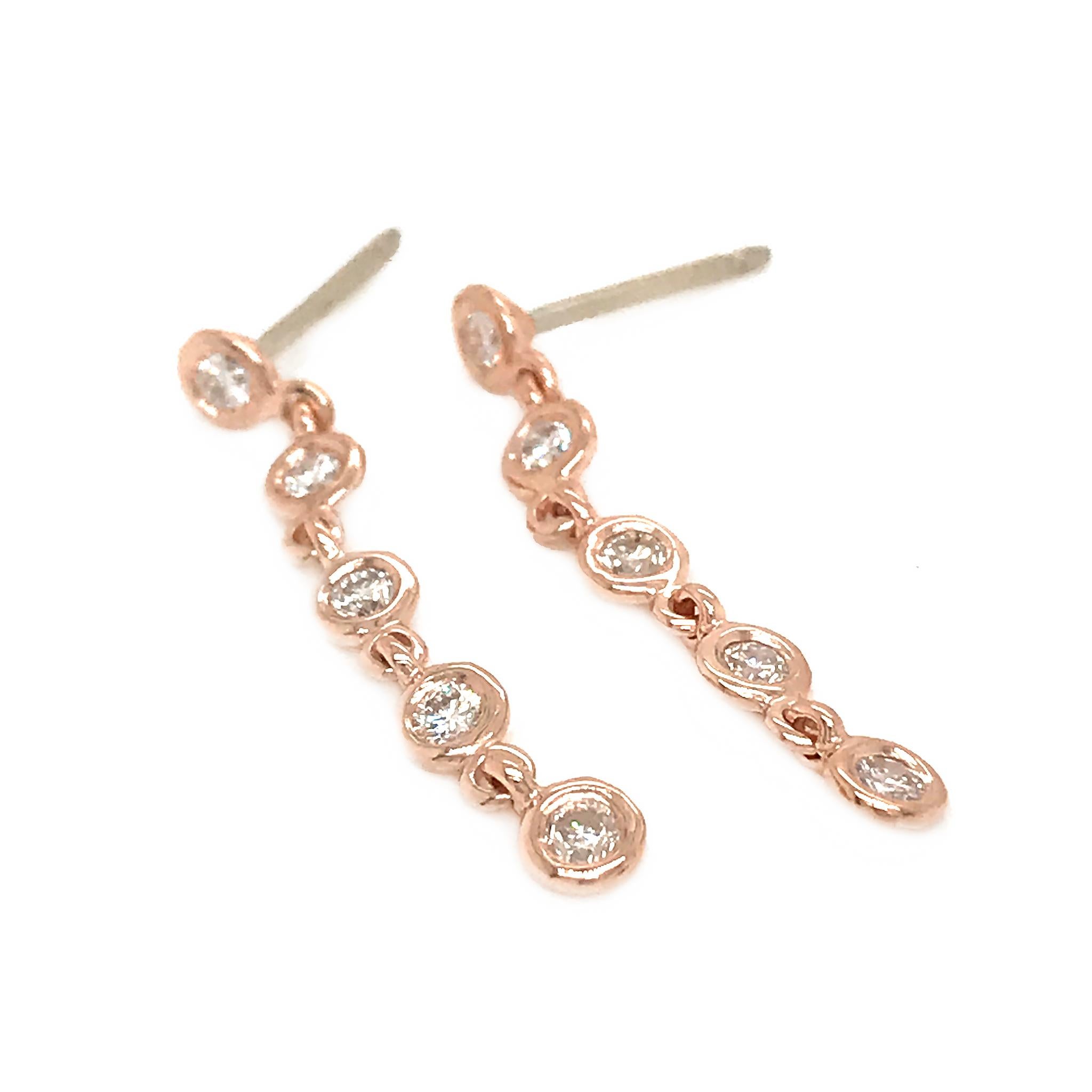Fab Drops Orecchini a goccia con diamante rotondo in oro rosa 14 carati In condizioni Nuovo in vendita a New York, NY