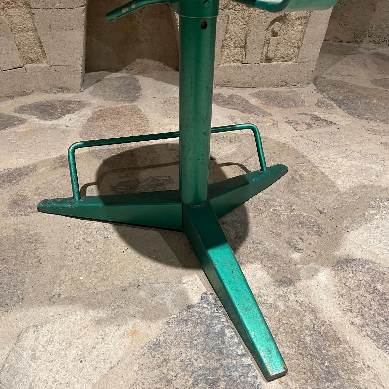 Fab French Prouve 1950s Style Green Office Chair Plywood Tripod Base + Footrest For Sale 2