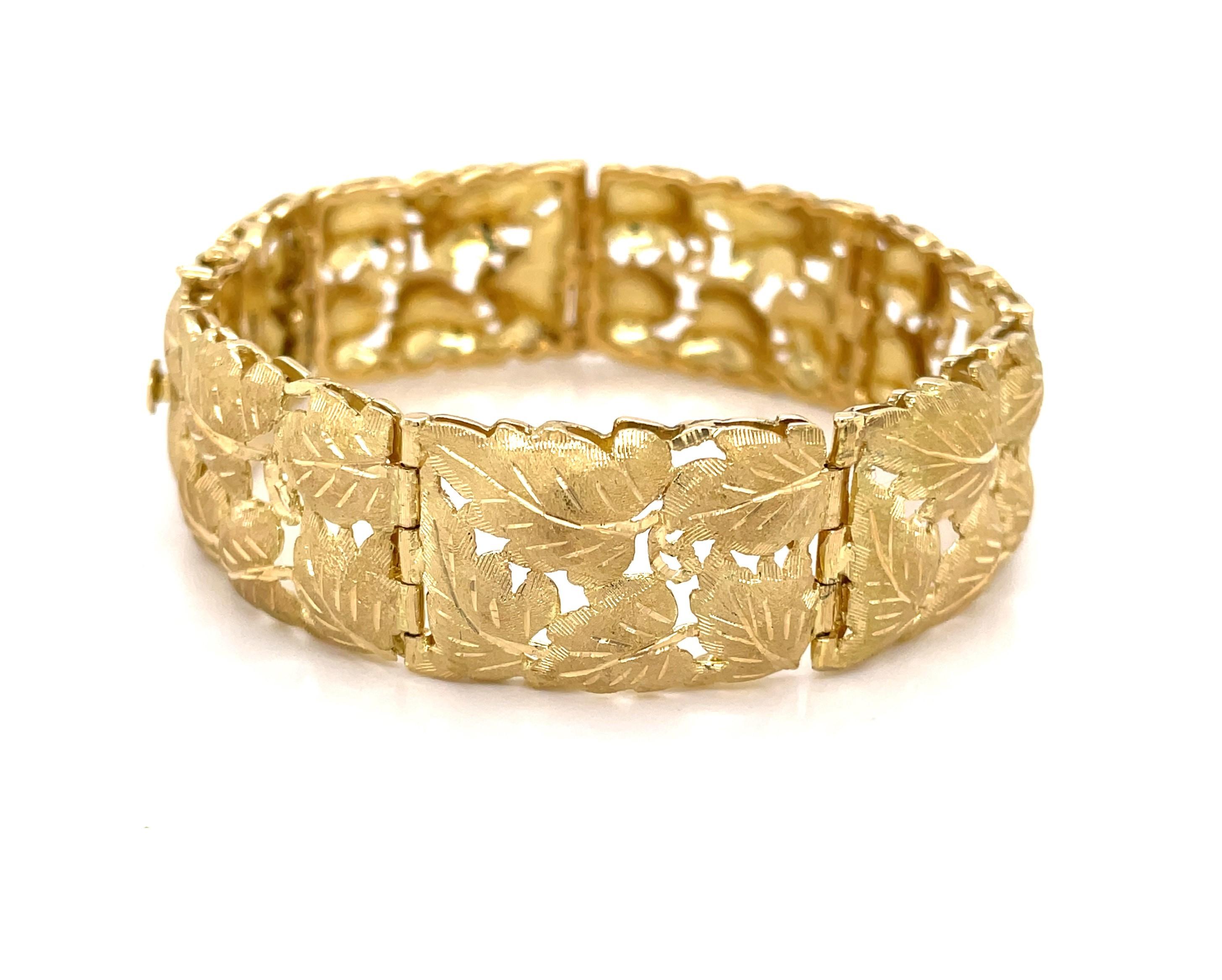 Fabbrini 18 Karat Satin Yellow Gold Grape Leaf Inspired Link Bracelet For Sale 1