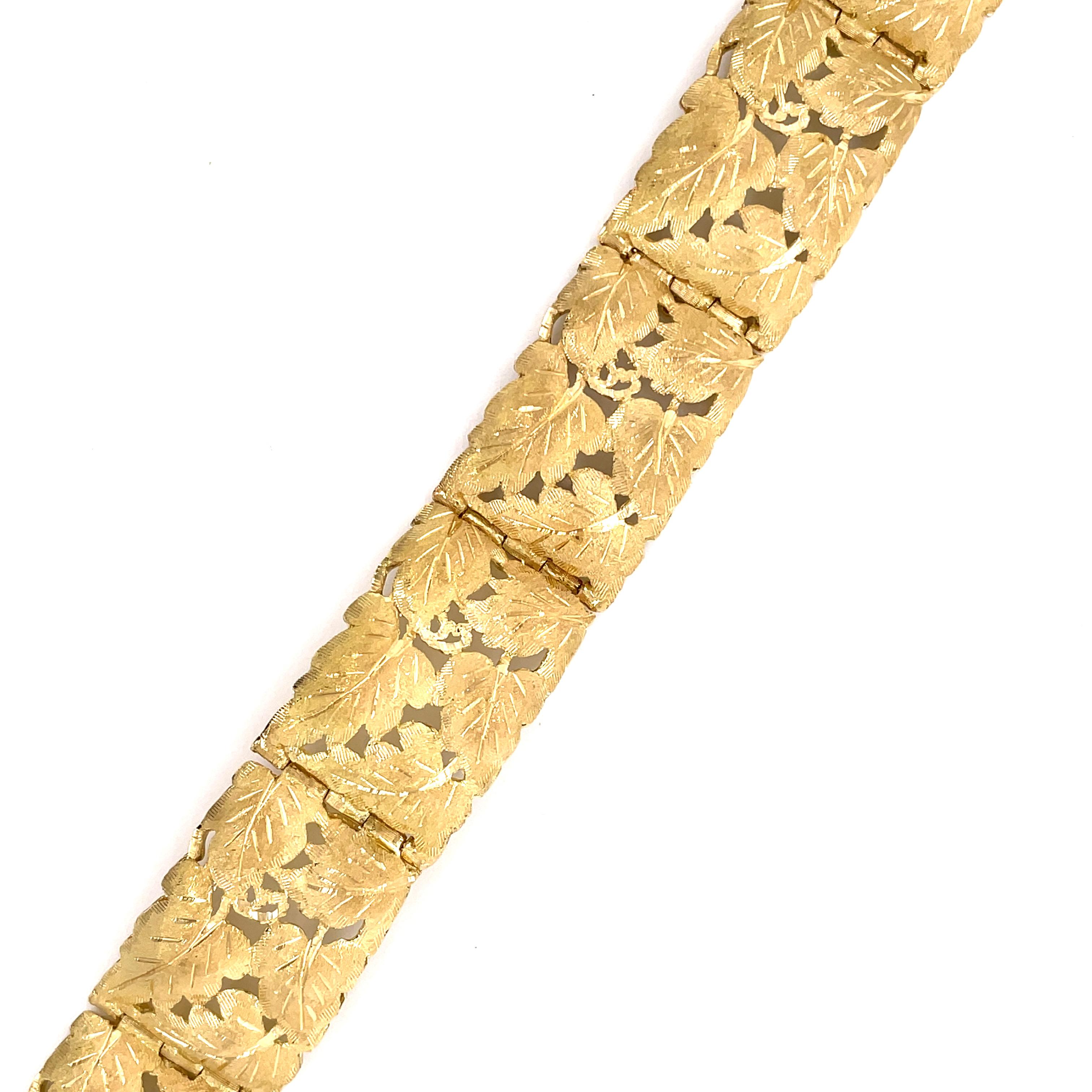 Fabbrini Pulsera de Eslabones de Oro Amarillo Satinado de 18 Kilates Inspirada en la Hoja de Uva en Excelente estado para la venta en Mount Kisco, NY