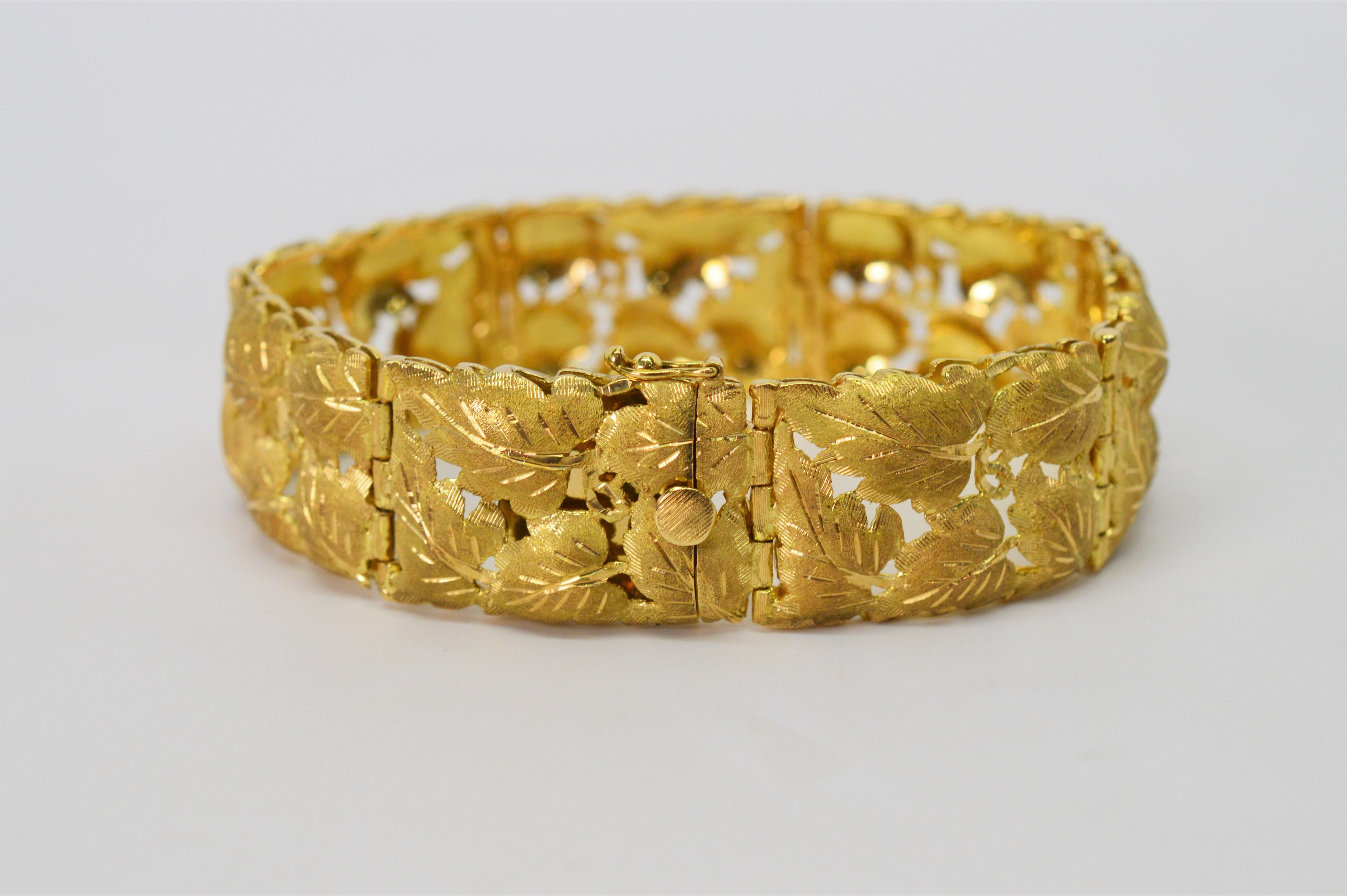 Fabbrini 18 Karat Satin Yellow Gold Grape Leaf Inspired Link Bracelet For Sale 7
