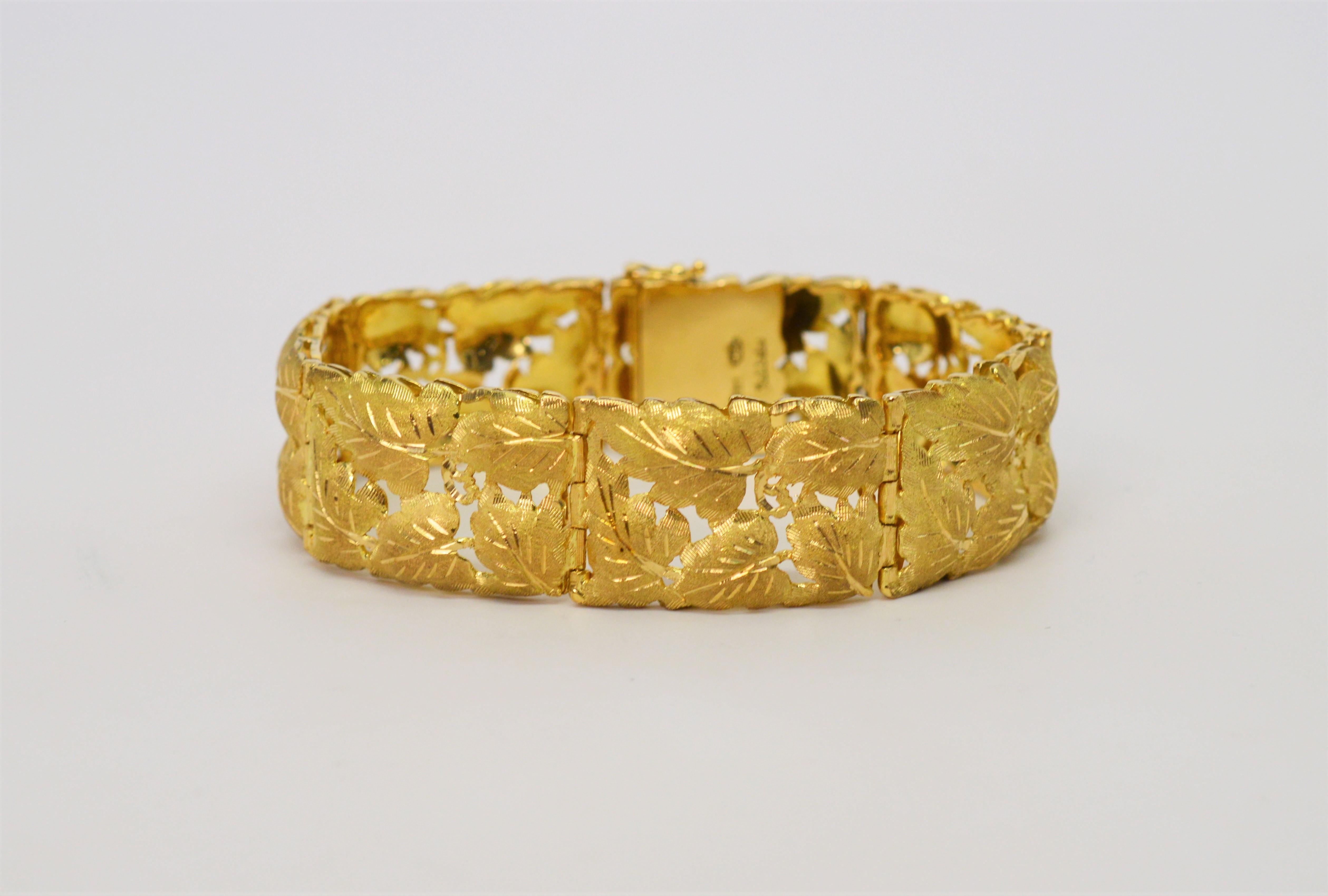 Fabbrini 18 Karat Satin Yellow Gold Grape Leaf Inspired Link Bracelet For Sale 3
