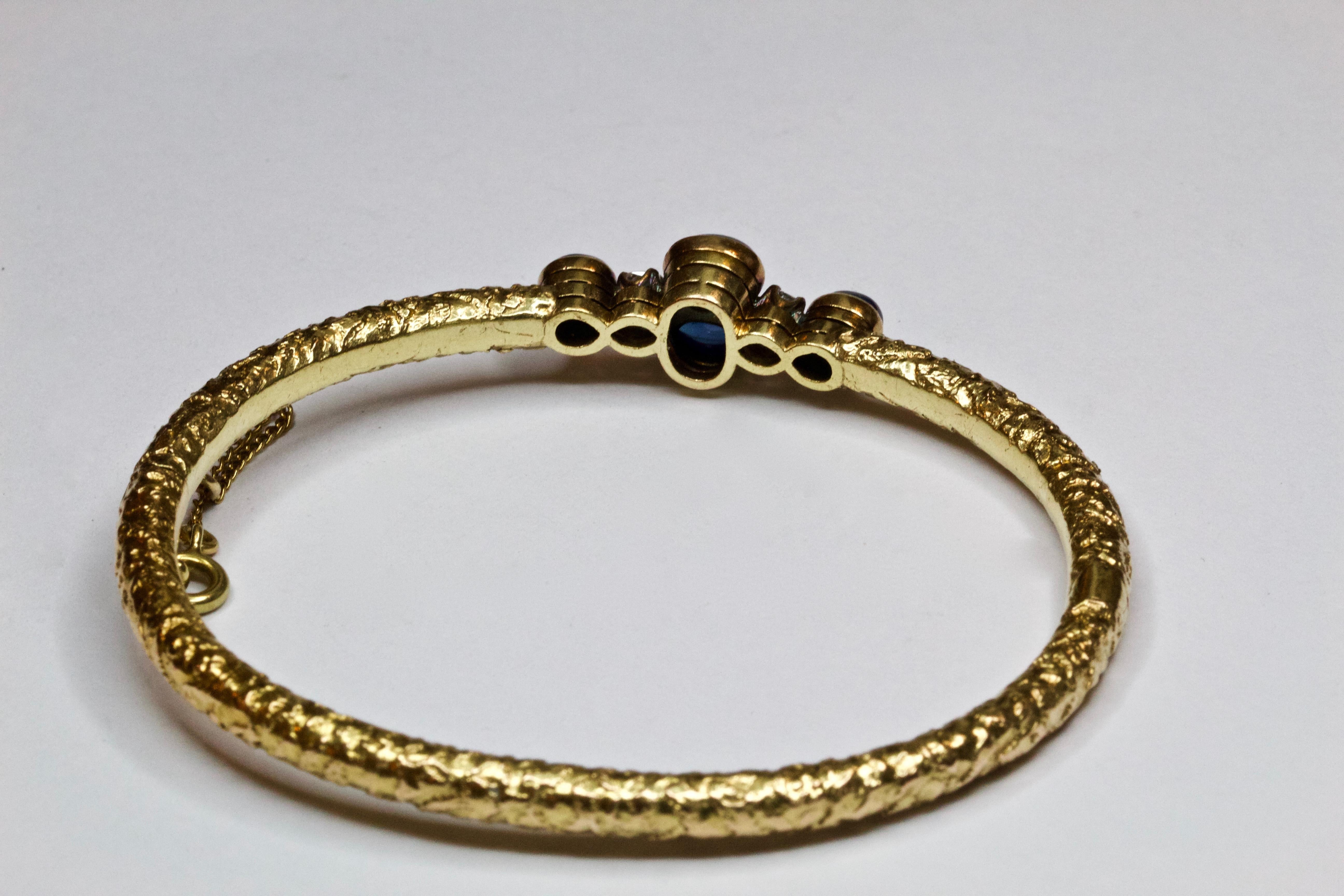 Victorian Fabergé 14 Karat Gold Diamond Sapphire Bangle