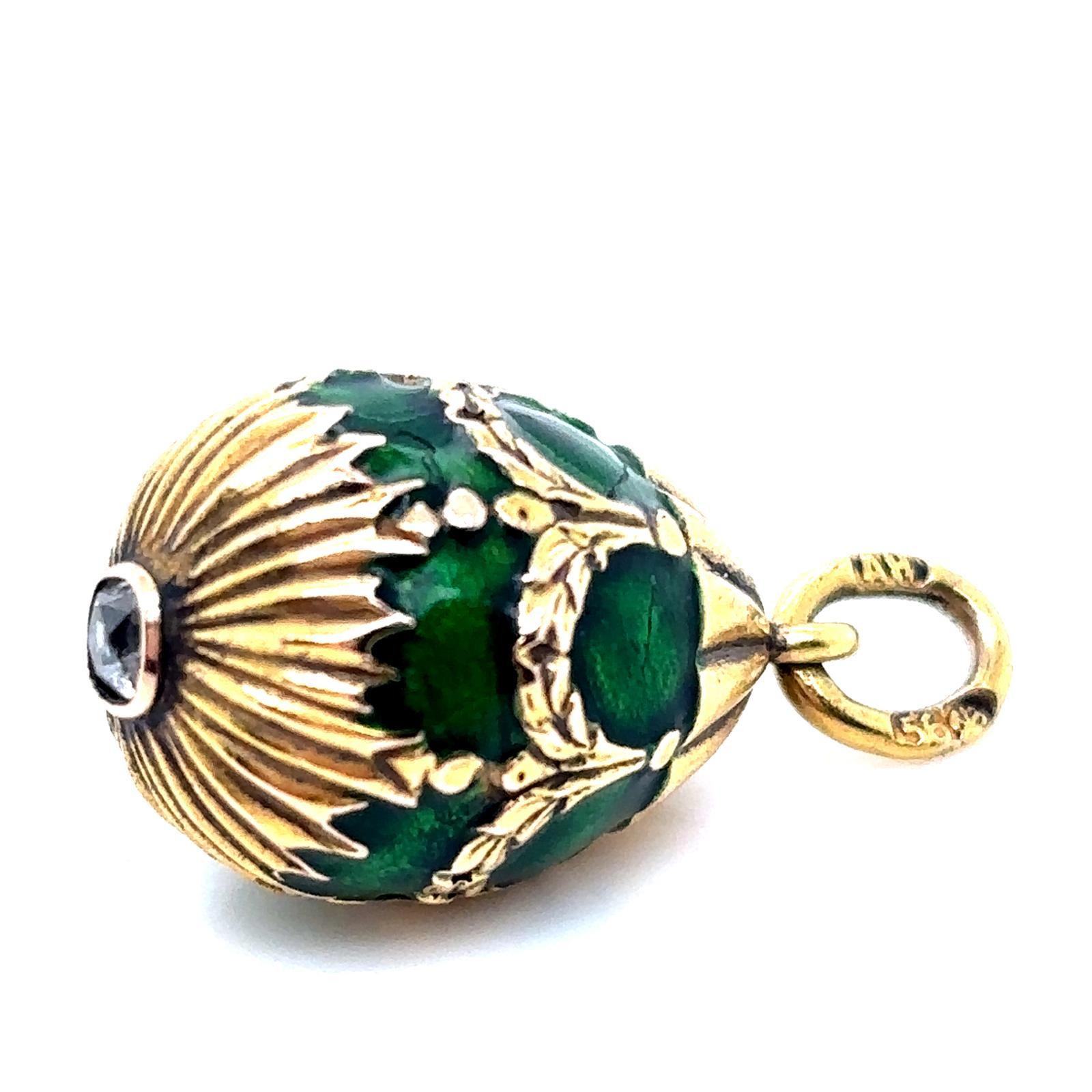 Fabergé 14 Karat Yellow Gold Green Enamel Diamond Egg Pendant For Sale 4