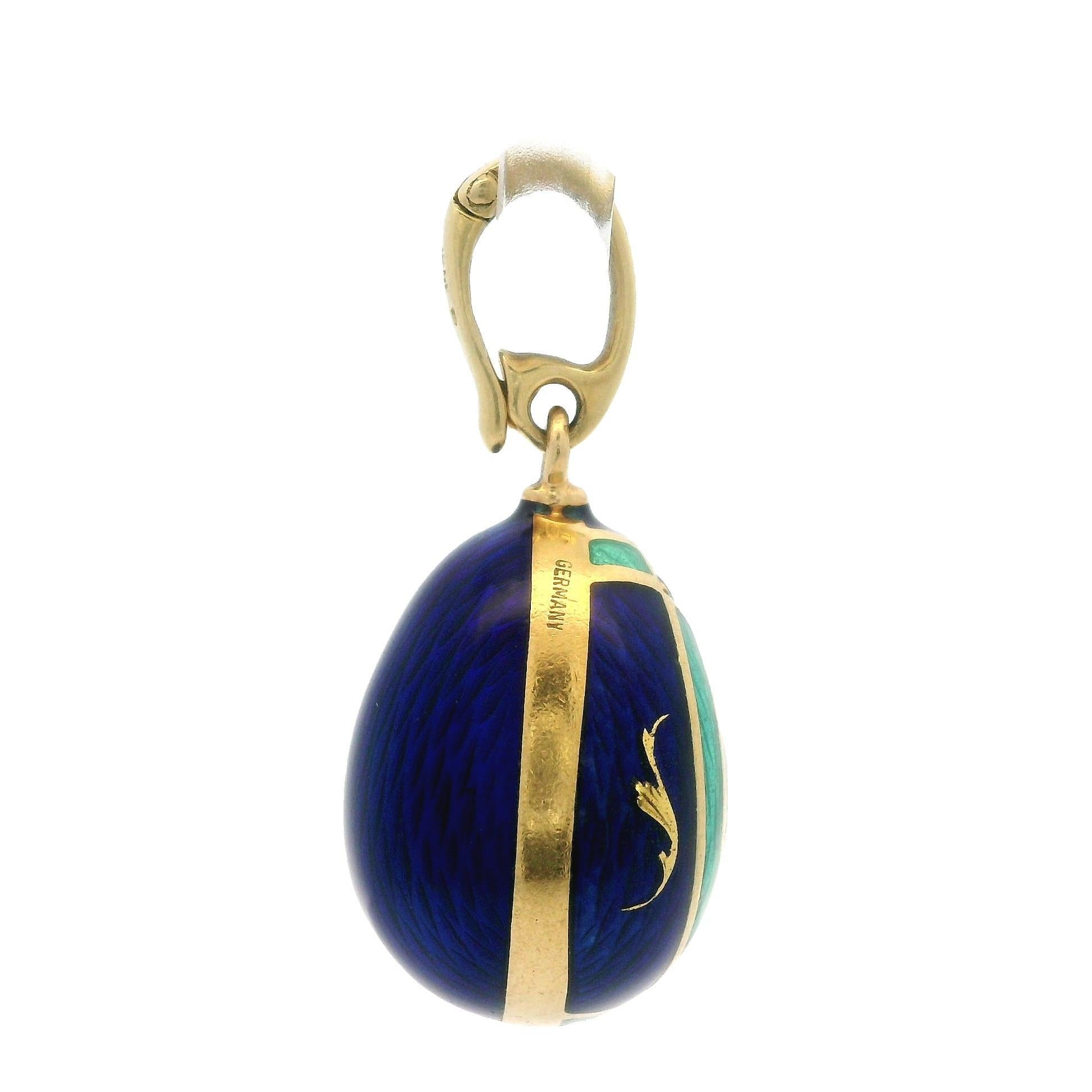 Fabergé Or 18k Diamant Guilloché Bleu et Vert Pendentif Oeuf Enhancer en émail Pour femmes en vente