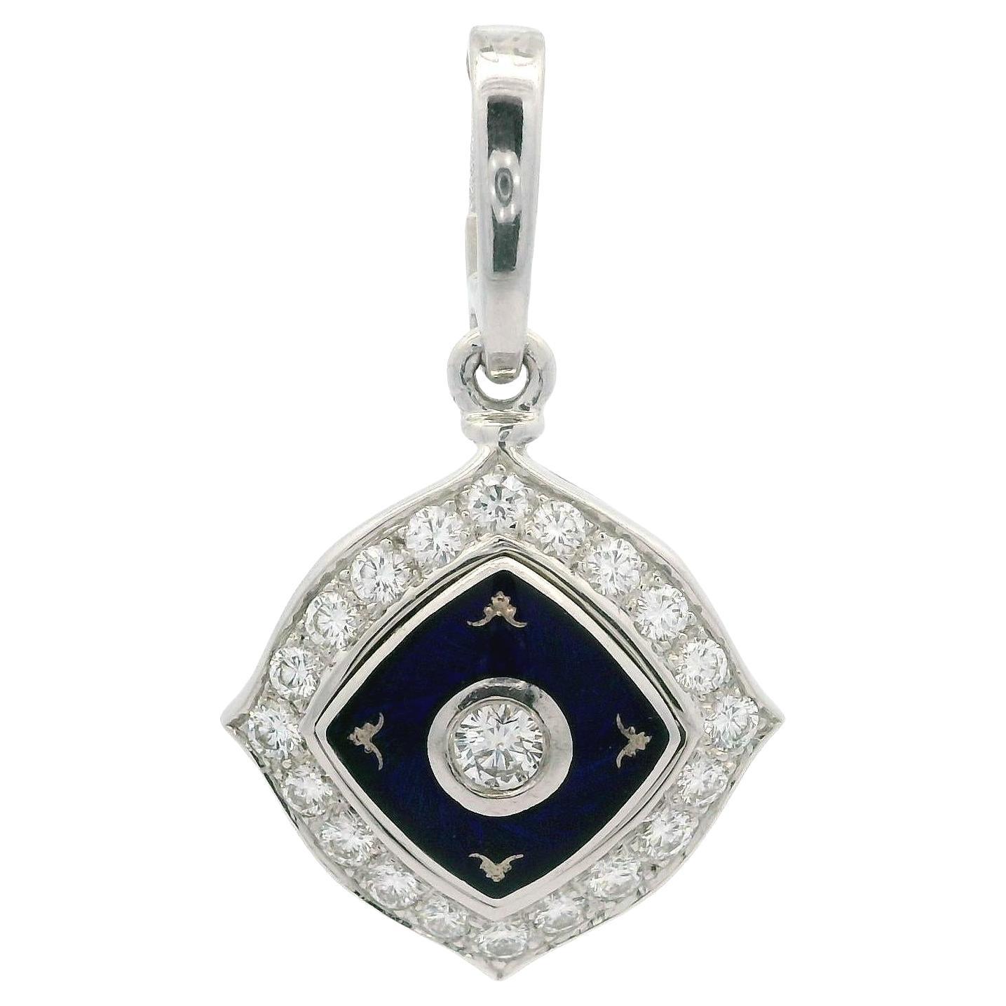 Fabergé 18k or blanc 0.58ctw Diamond w/ Blue Enamel Work Enhancer Bail Pendentif