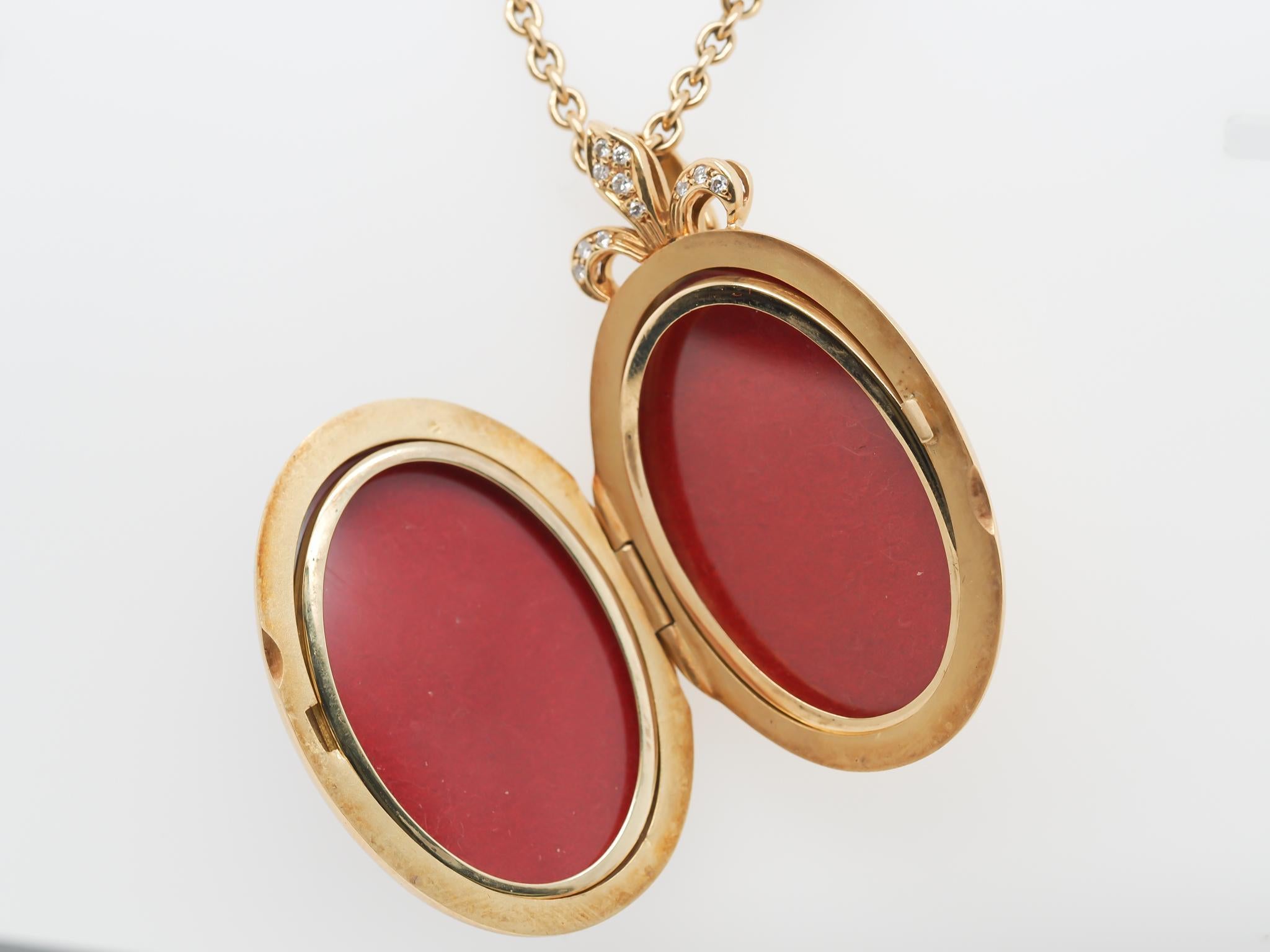 Faberge 18K Yellow Gold and Diamond Fleur De Lis Necklace and Pendant Locket For Sale 8