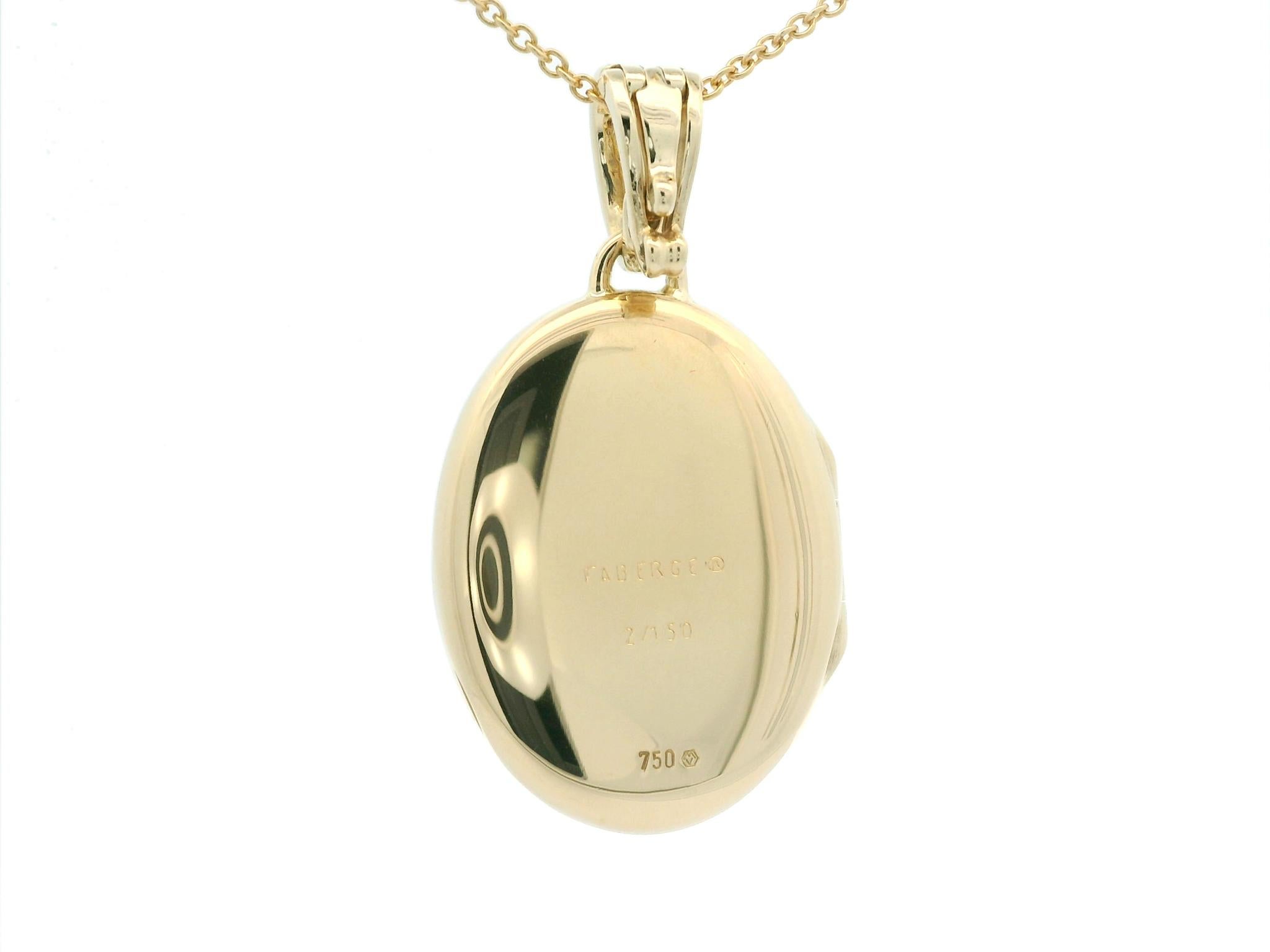 Fabergé or jaune 18k, médaillon ovale en émail bleu guilloché avec 9 diamants #2/150 en vente 4