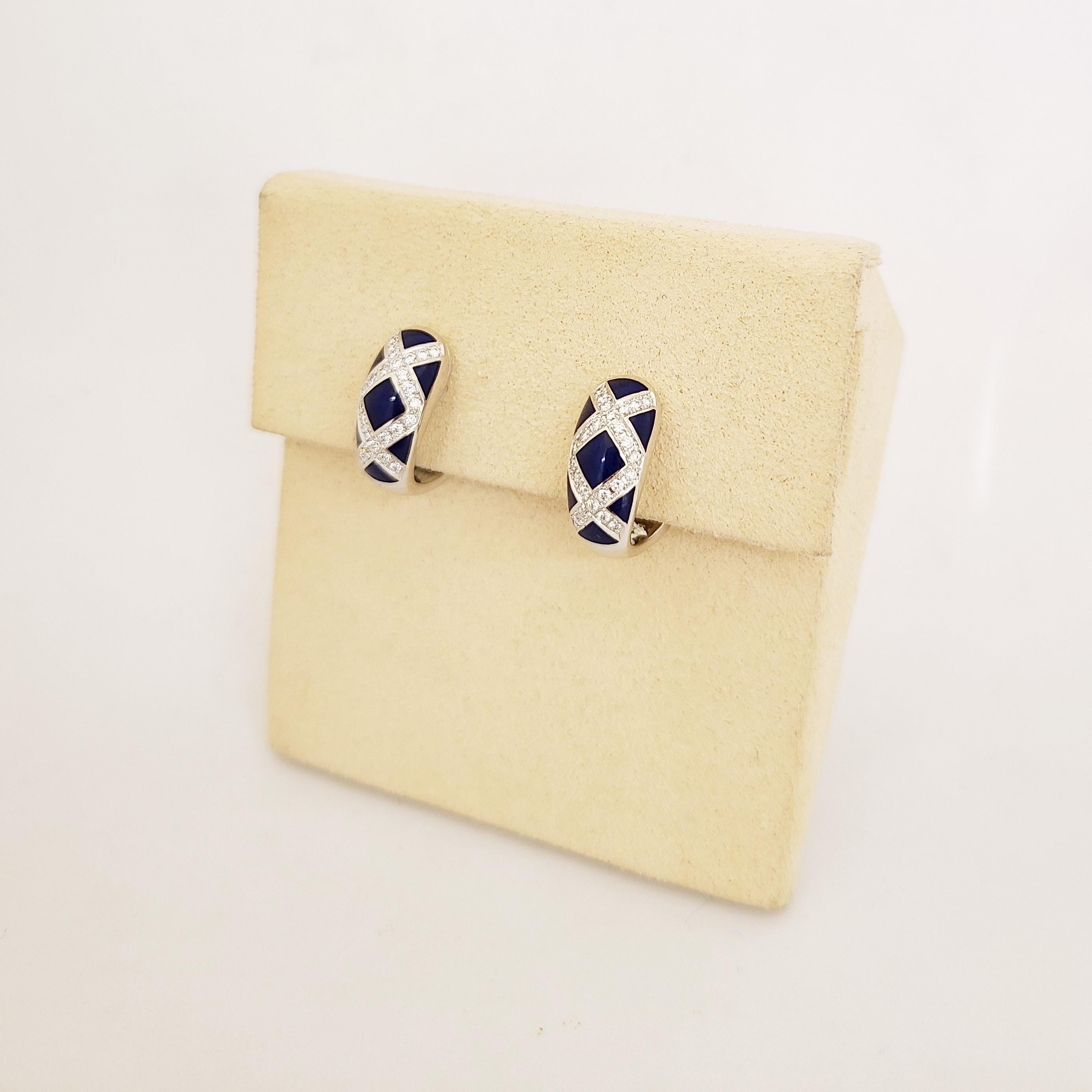 Ohrringe von Faberge aus 18 Karat Gold mit Diamant 0,48 Karat und blauer Emaille, Zertifikat im Zustand „Neu“ im Angebot in New York, NY