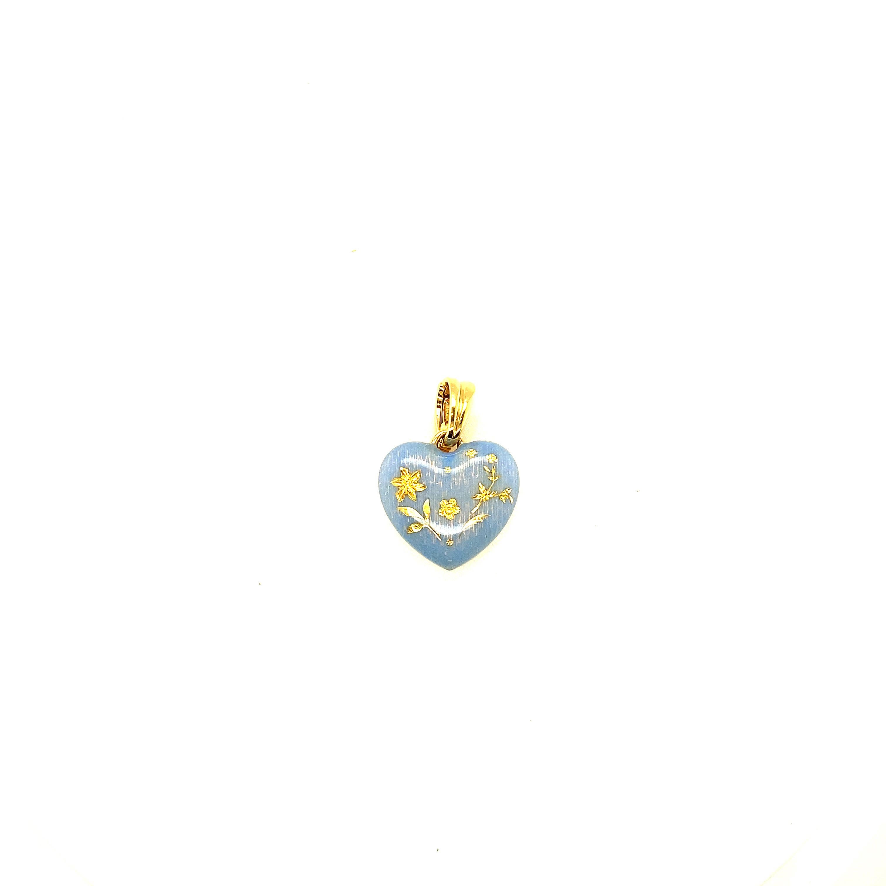 Faberge 18 Karat Yellow Gold and Perriwinkle Blue Enamel Heart Pendant Charm For Sale 1