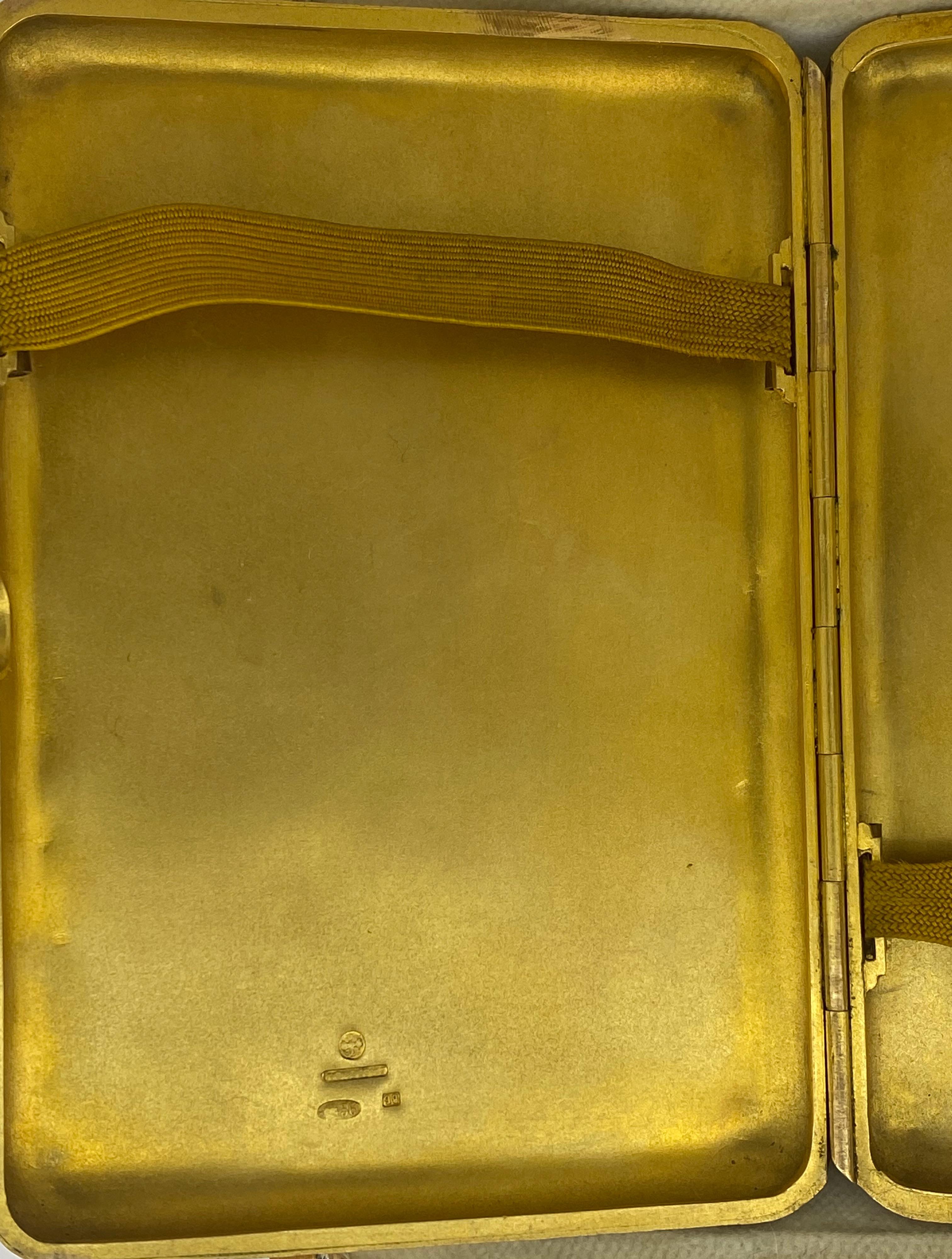 Fabergé 56 (14ct) Gold Samorodok Cigarette Case, St Petersburg, c1908-1917, V.B. For Sale 2