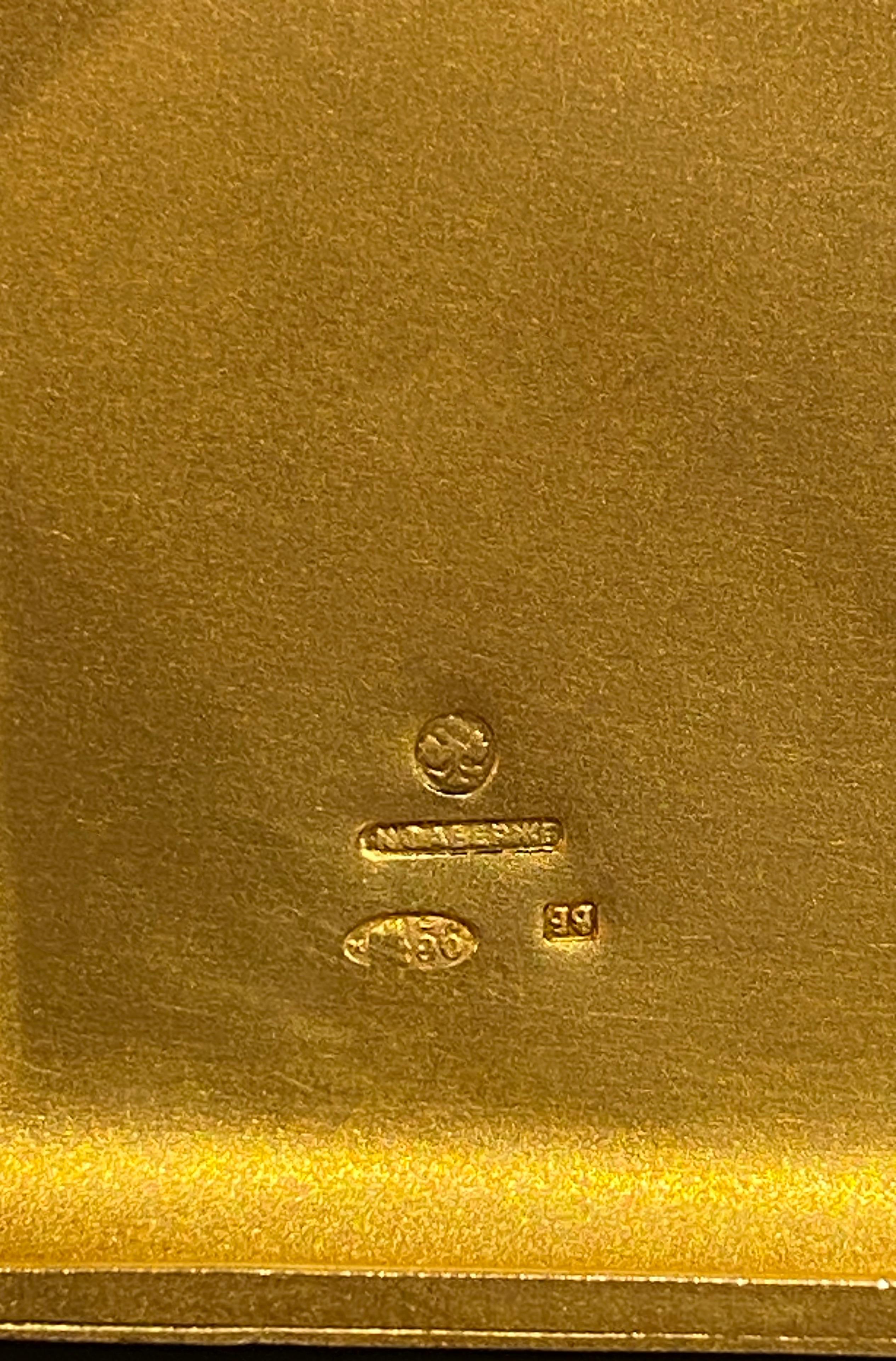 Fabergé 56 (14ct) Gold Samorodok Cigarette Case, St Petersburg, c1908-1917, V.B. For Sale 3