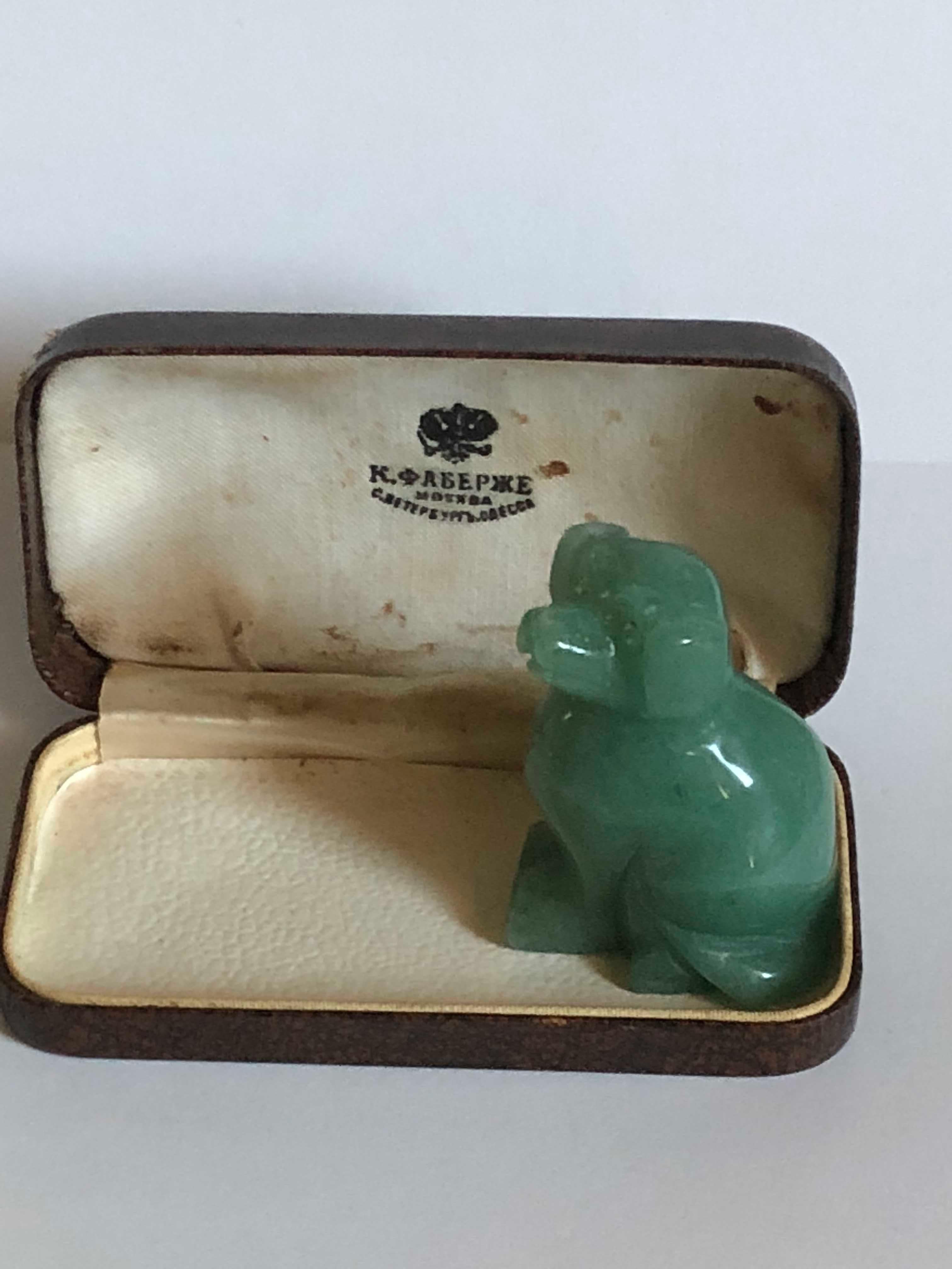 Russian Empire Faberge Antique Imperial Russian Dog Figure in Nephrite Stone with Diamond Eyes For Sale
