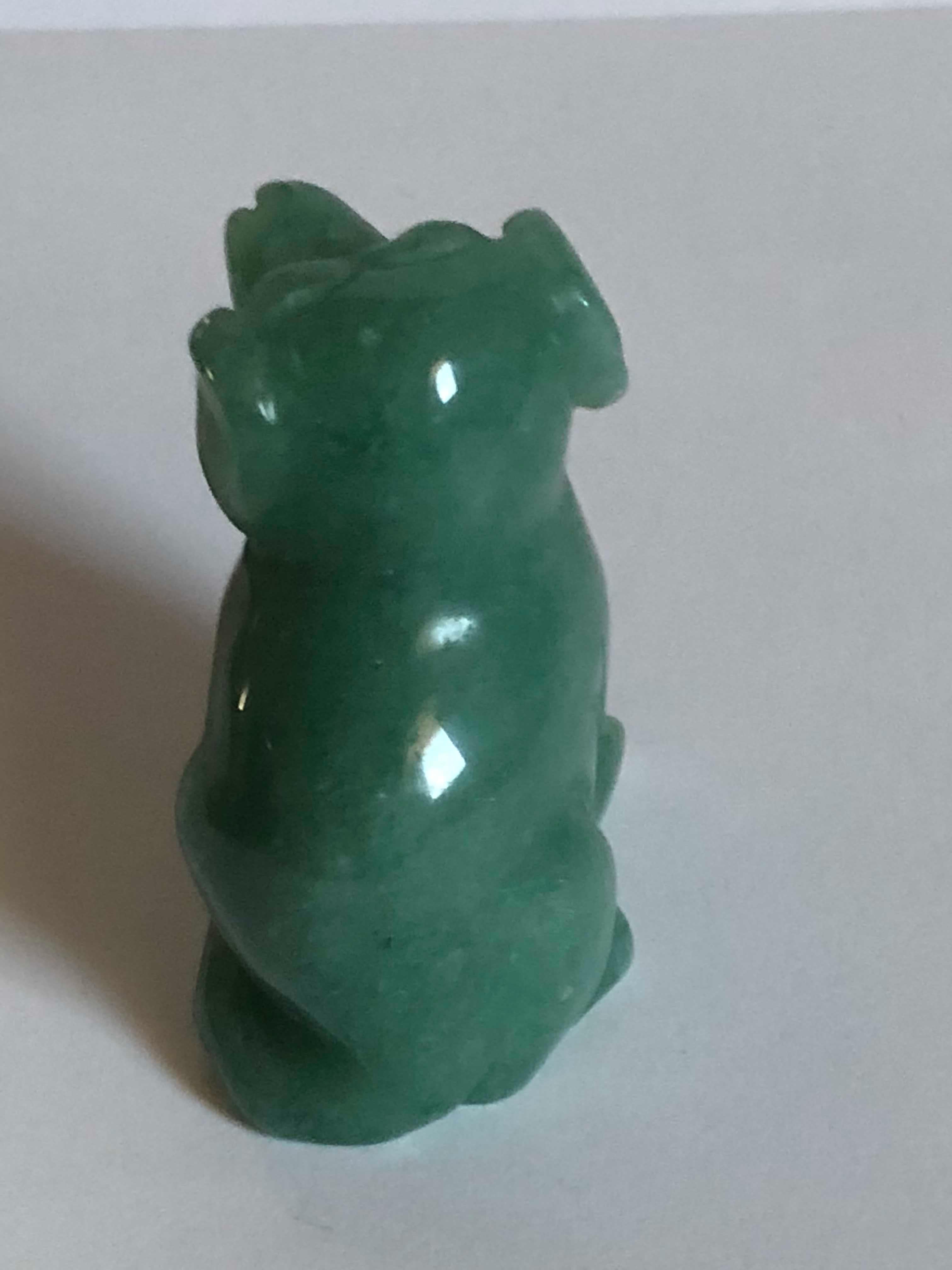 Faberge Antique Imperial Russian Dog Figure in Nephrite Stone with Diamond Eyes For Sale 2