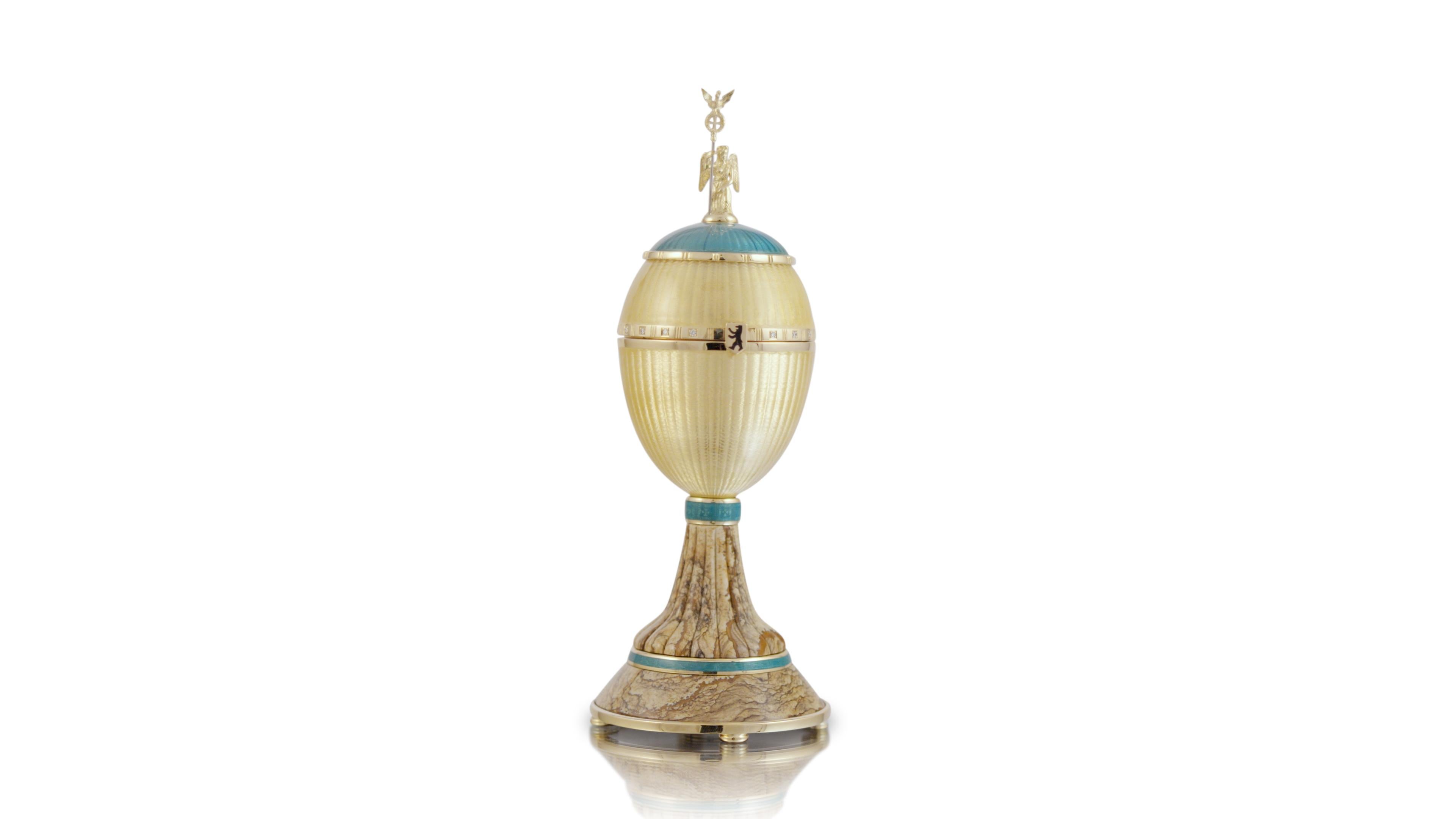 Fabergé Brandenburg Gate-Egg, 0.32ct Diamonds, Vitreous Enamel, Kalahari Jasper In Excellent Condition In Pforzheim, DE