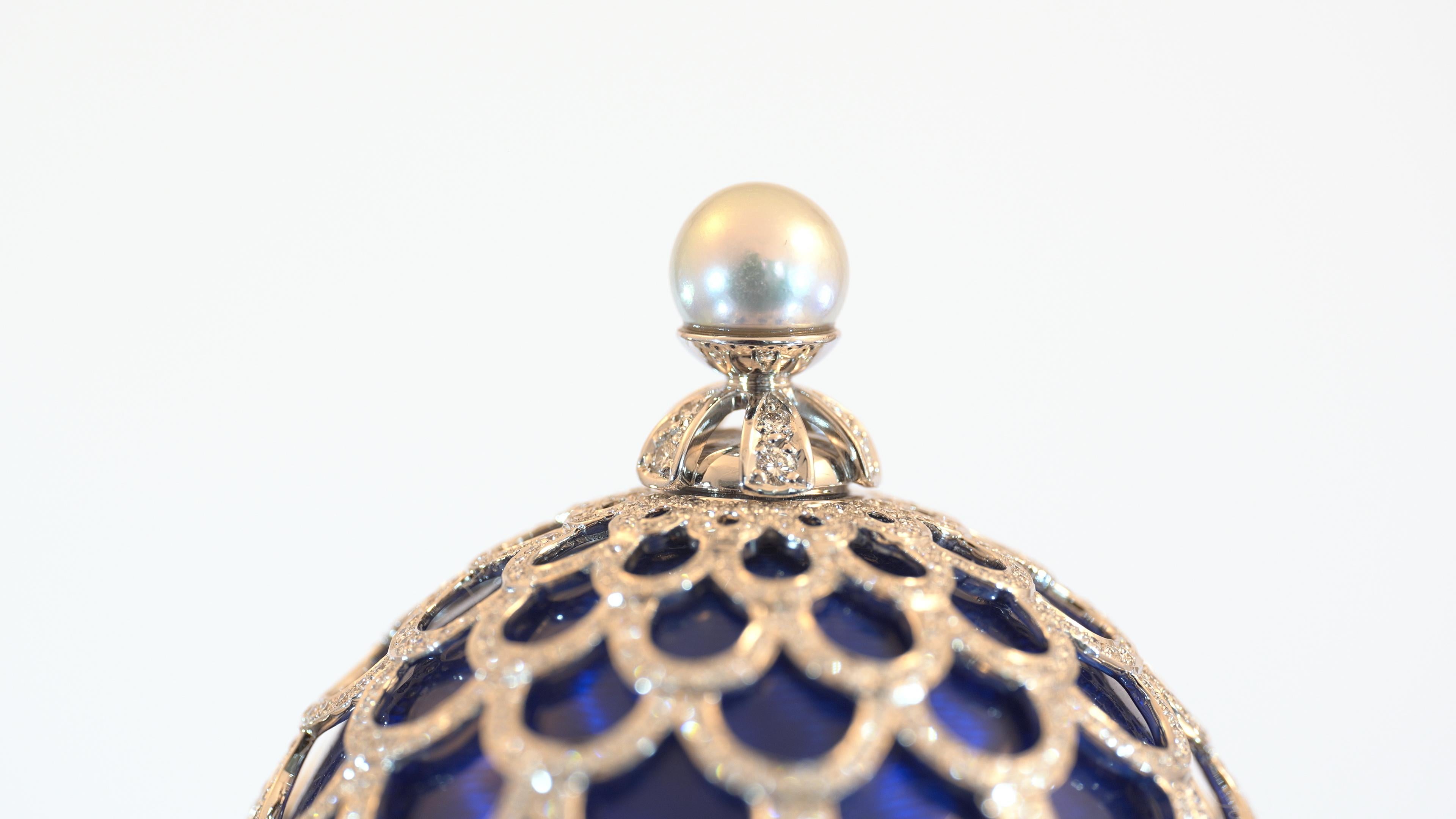 Fabergé Chicken-Egg, White Gold, Medium Blue Enamel, 1.582 Diamonds, Ruby, Pearl For Sale 4
