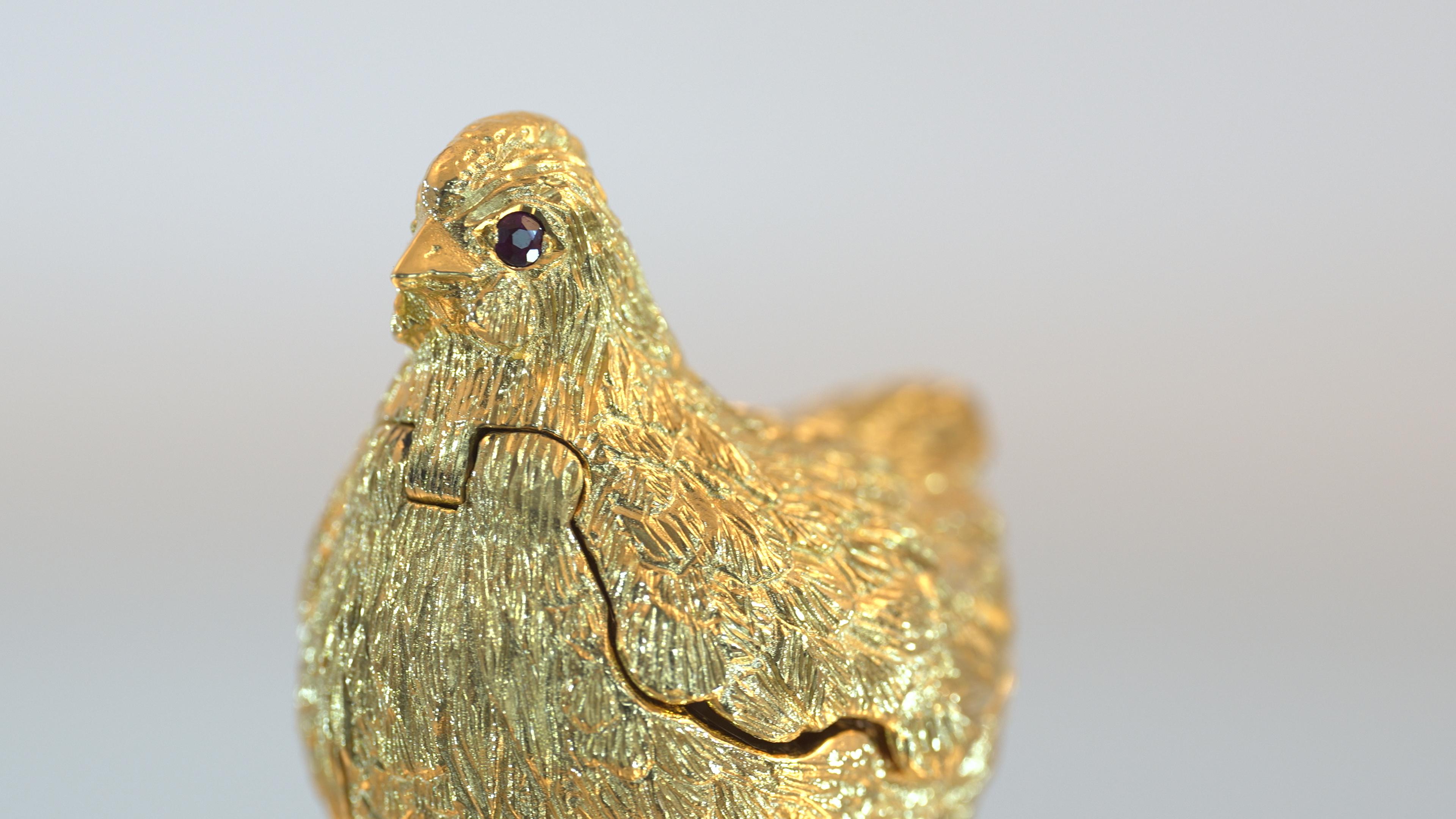 Fabergé Chicken-Egg, White Gold, Medium Blue Enamel, 1.582 Diamonds, Ruby, Pearl For Sale 8