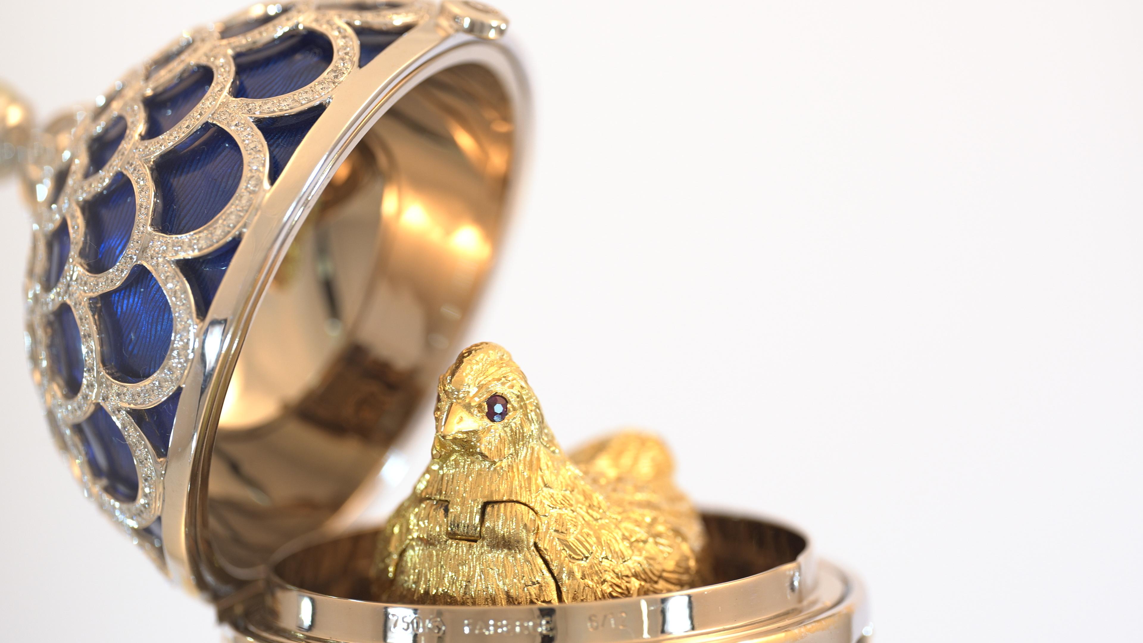 Fabergé Chicken-Egg, White Gold, Medium Blue Enamel, 1.582 Diamonds, Ruby, Pearl For Sale 1