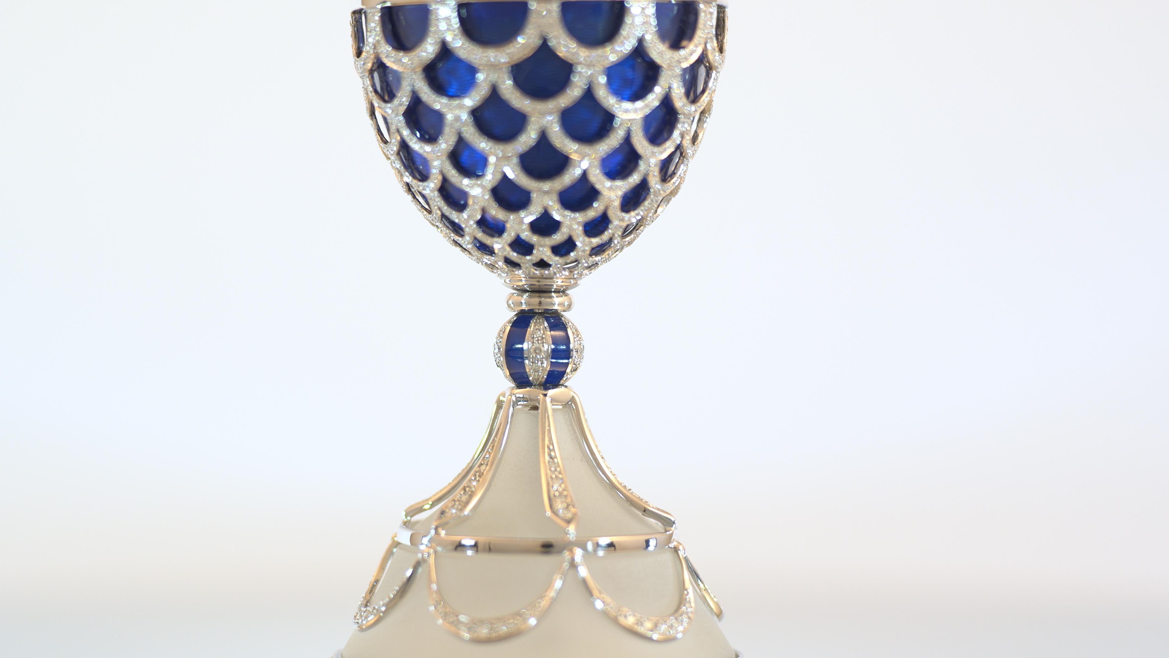 Fabergé Chicken-Egg, White Gold, Medium Blue Enamel, 1.582 Diamonds, Ruby, Pearl For Sale 3