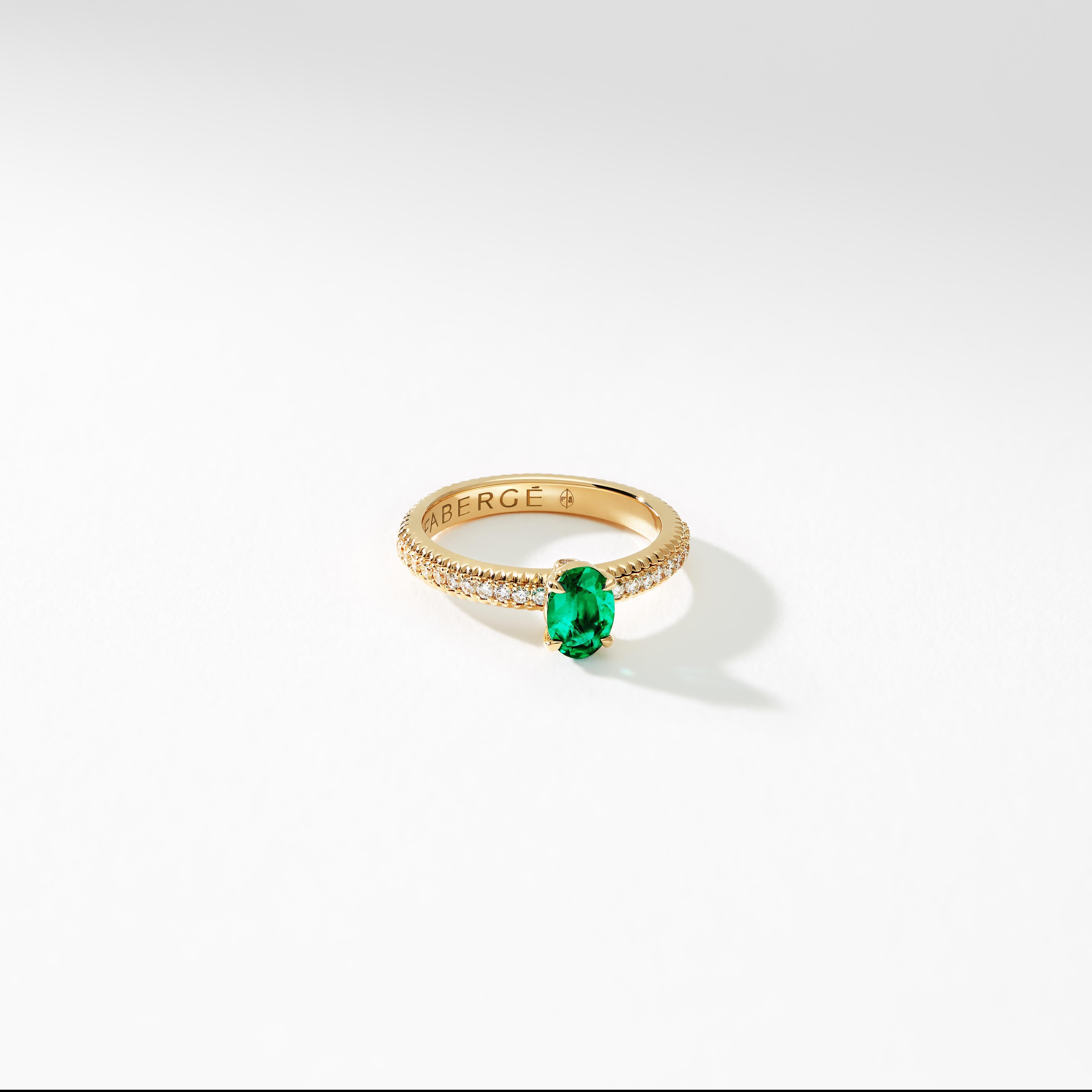 For Sale:  Fabergé Colours of Love Yellow Gold Emerald Fluted Ring with Diamond Shoulders 2