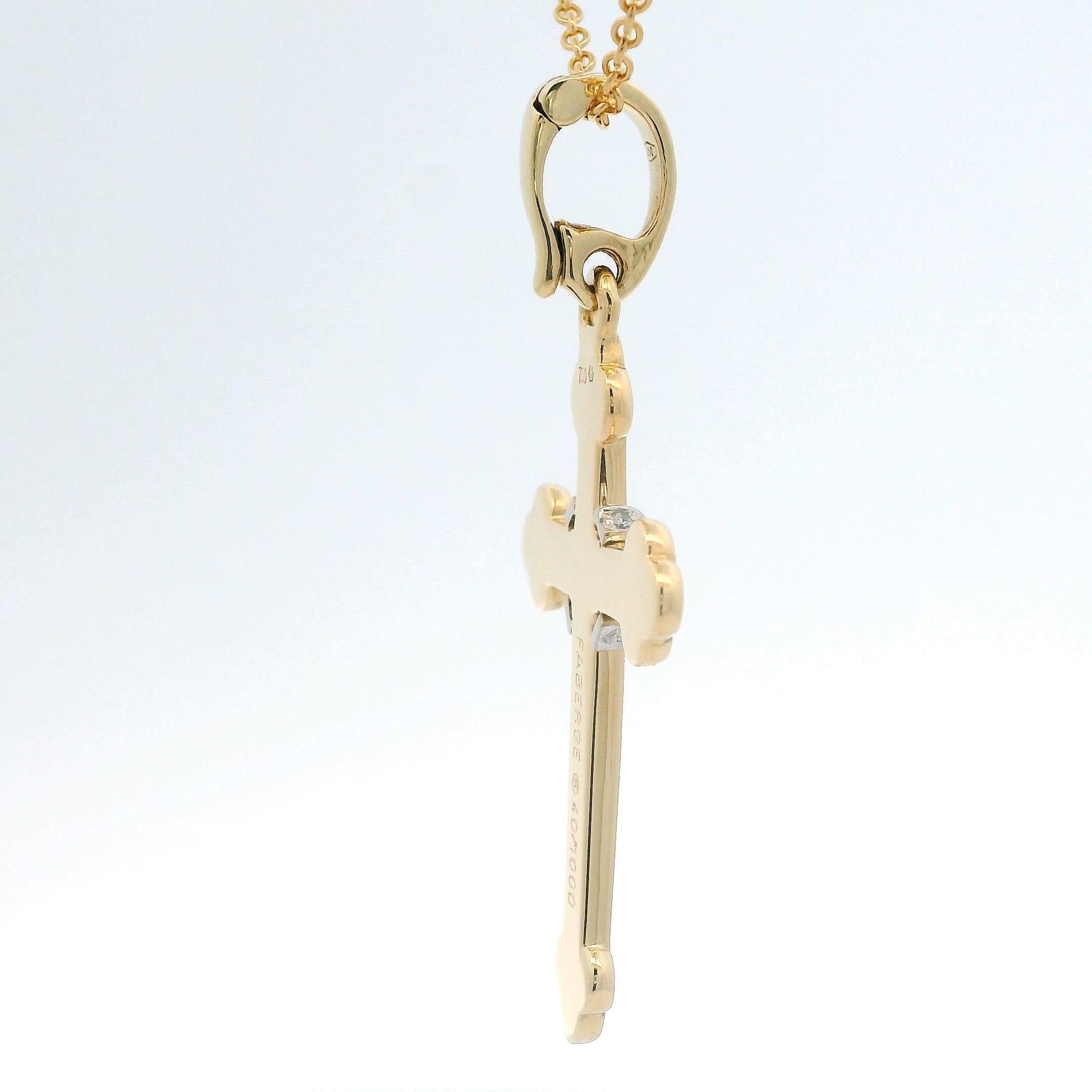 Colgante Cruz Fabergé Oro Amarillo 18k Diamantes Esmalte vítreo azul y paillones Corte brillante