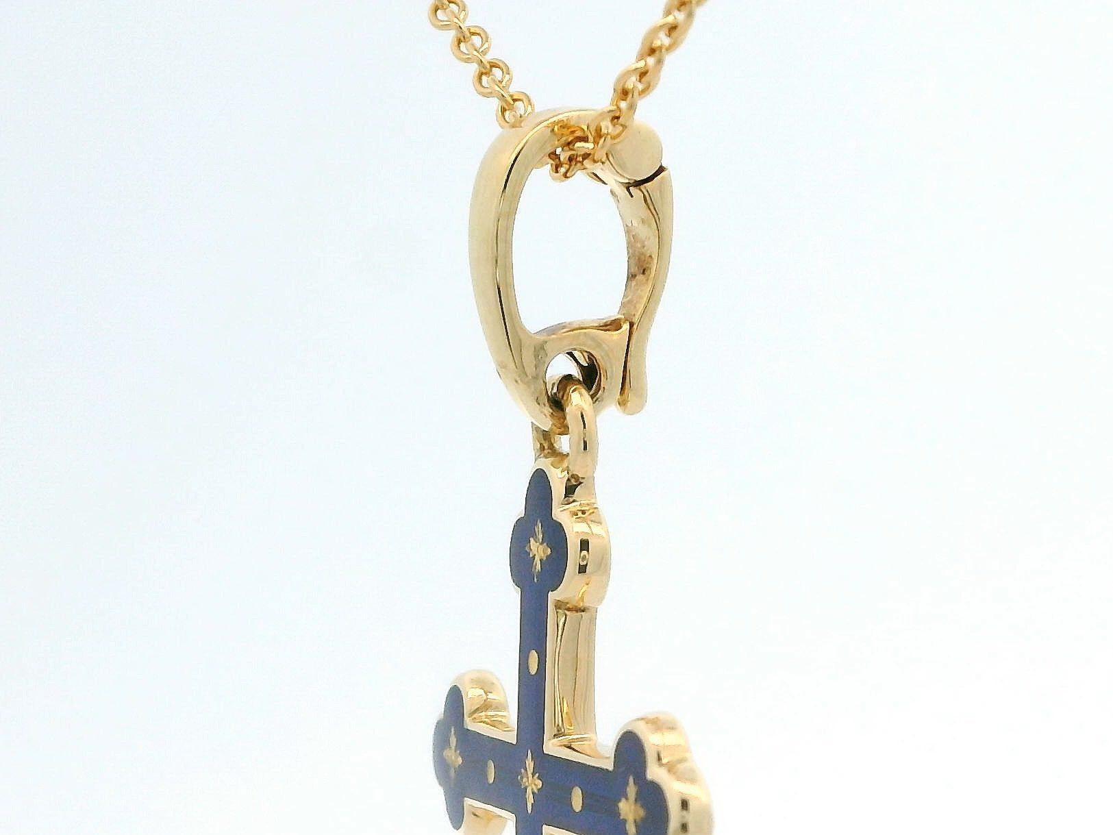 Fabergé Cross Pendant 18k Yellow Gold Royal Blue Vitreous Enamel & 11 Paillons For Sale 1