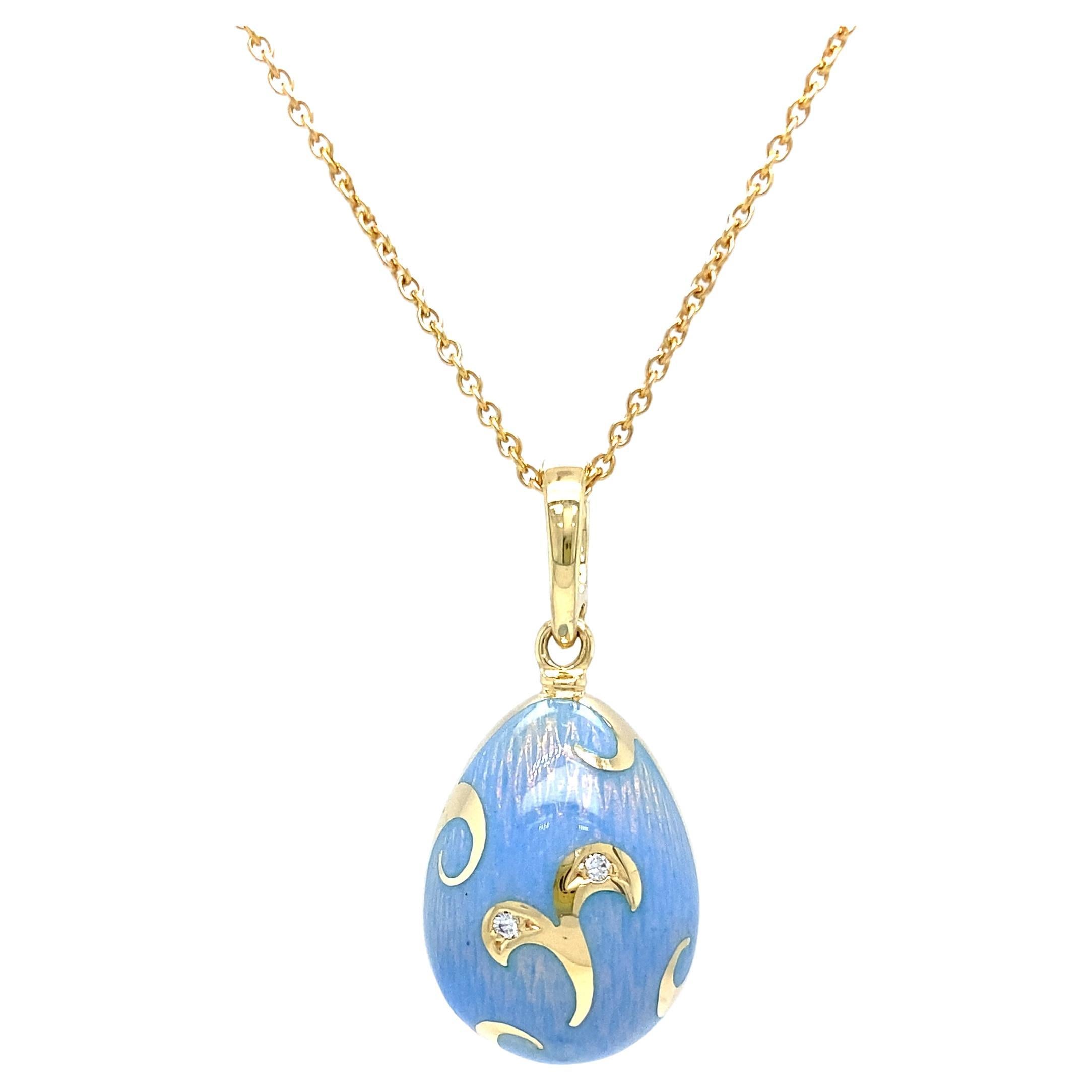Fabergé Egg Pendant Blue Opalescent Enamel 18k Yellow Gold 2 Diamonds Rocaille For Sale