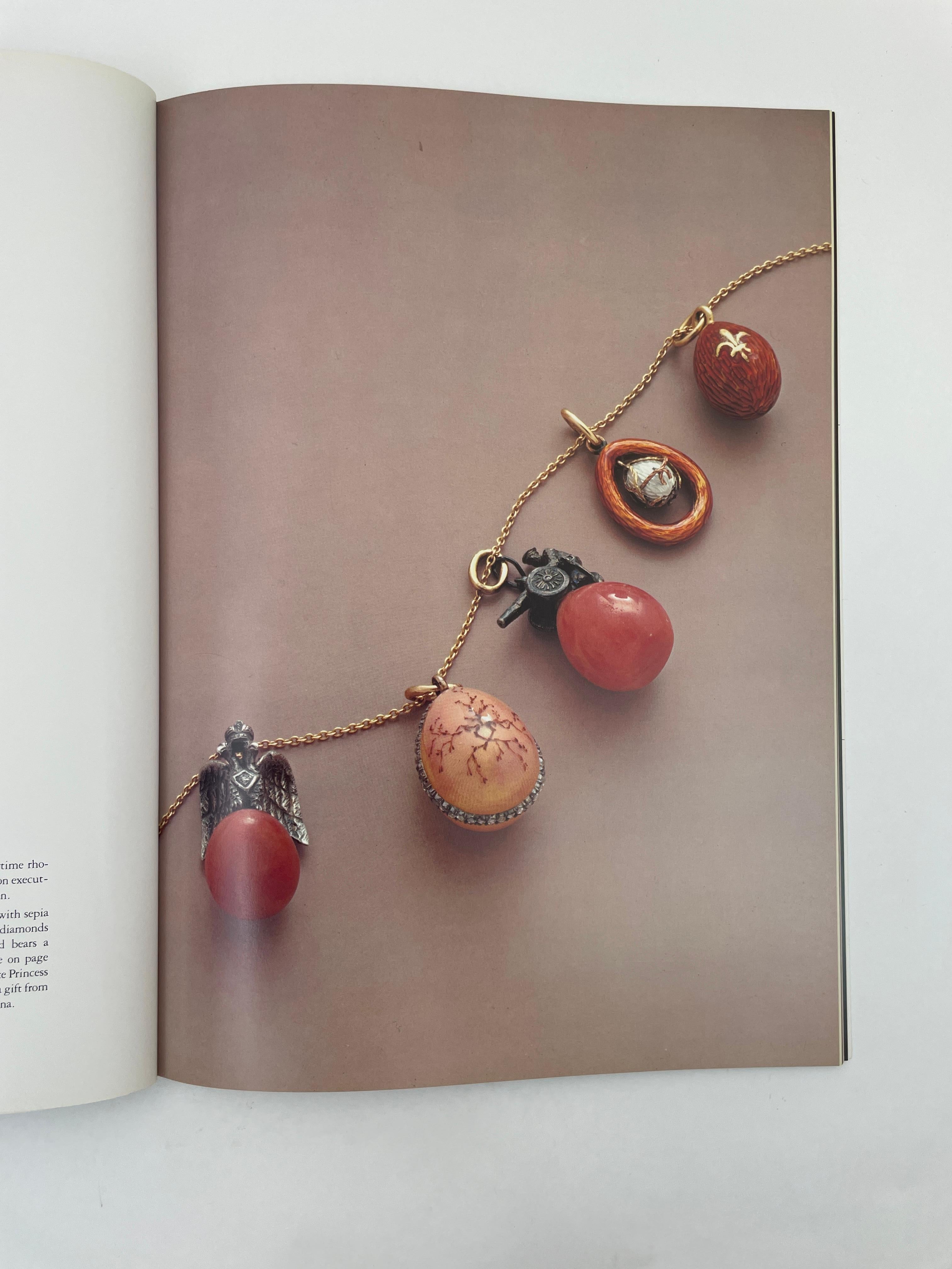 Oeufs de Faberge Fantaisies russes impériales Livre à couverture souple en vente 2